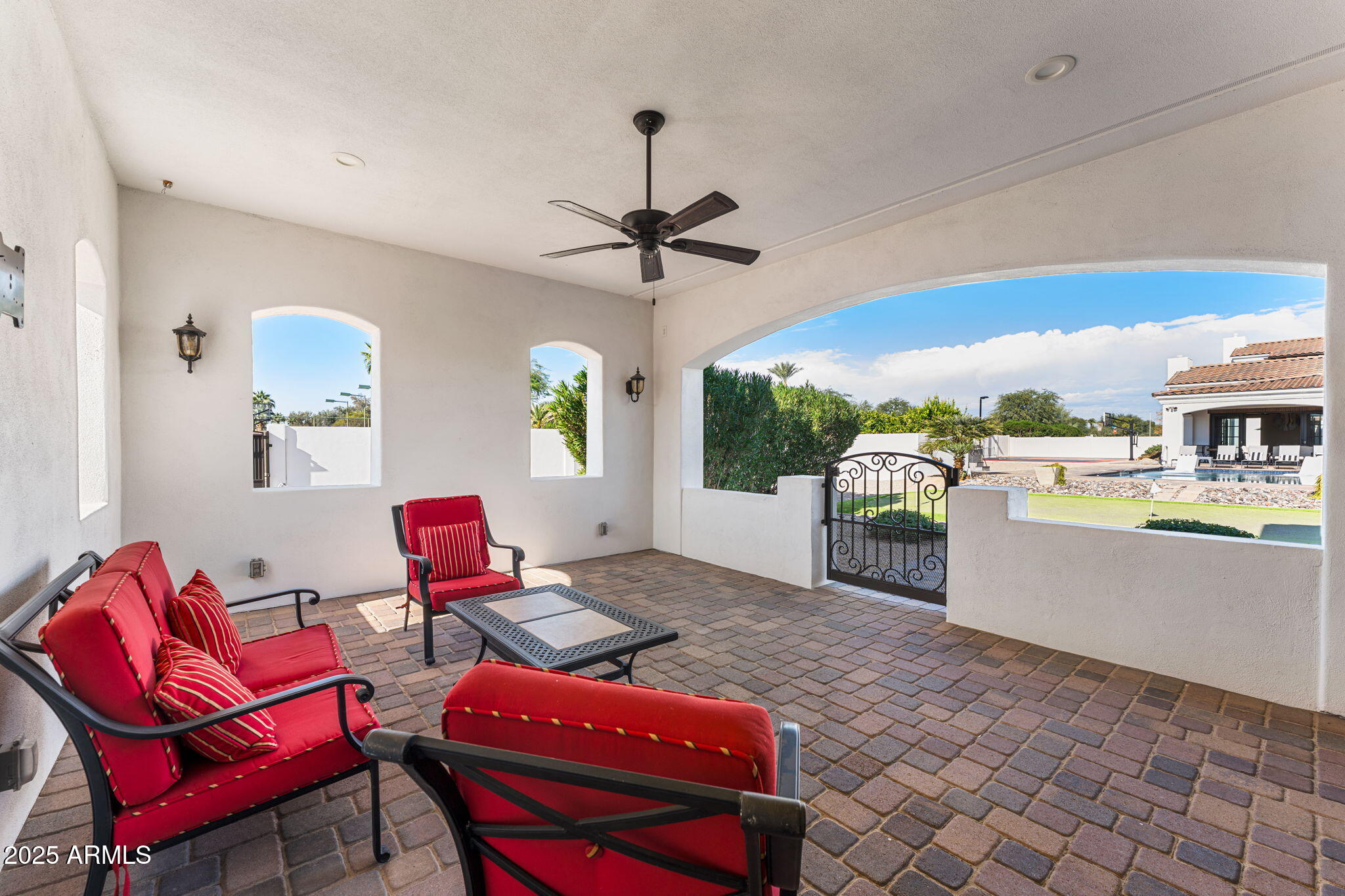 10125 E CORTEZ Drive