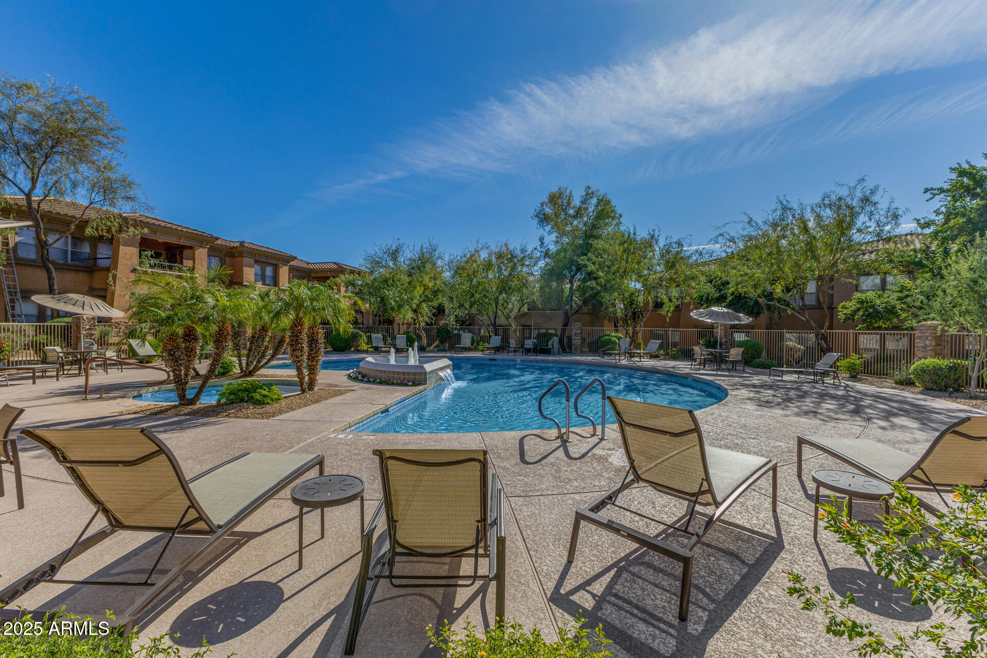 19700 N 76TH Street 2098