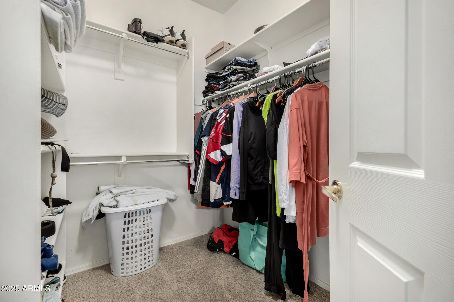 19700 N 76TH Street 2098