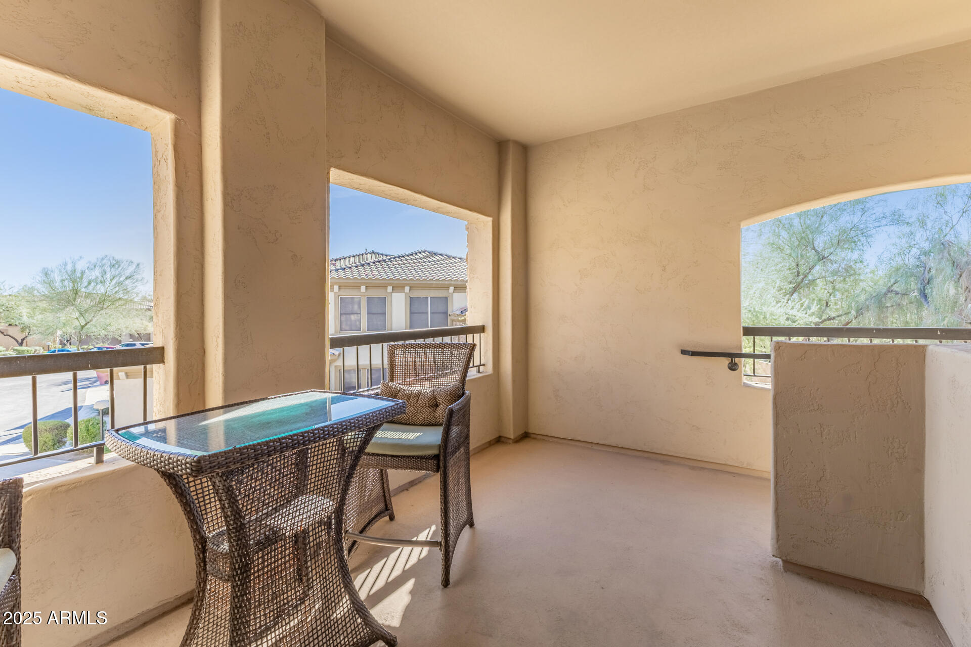 19700 N 76TH Street 2098