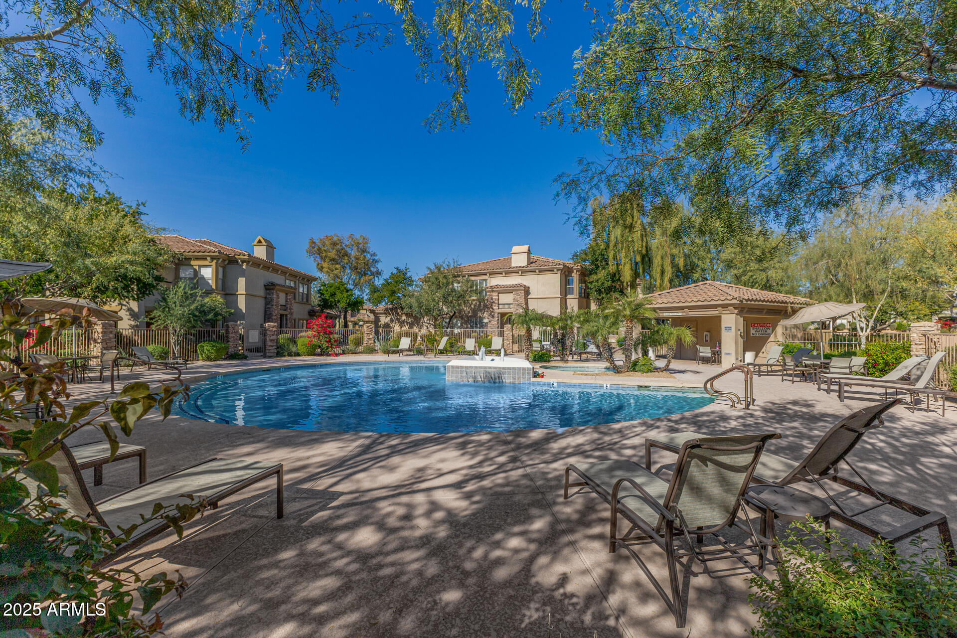 19700 N 76TH Street 2098