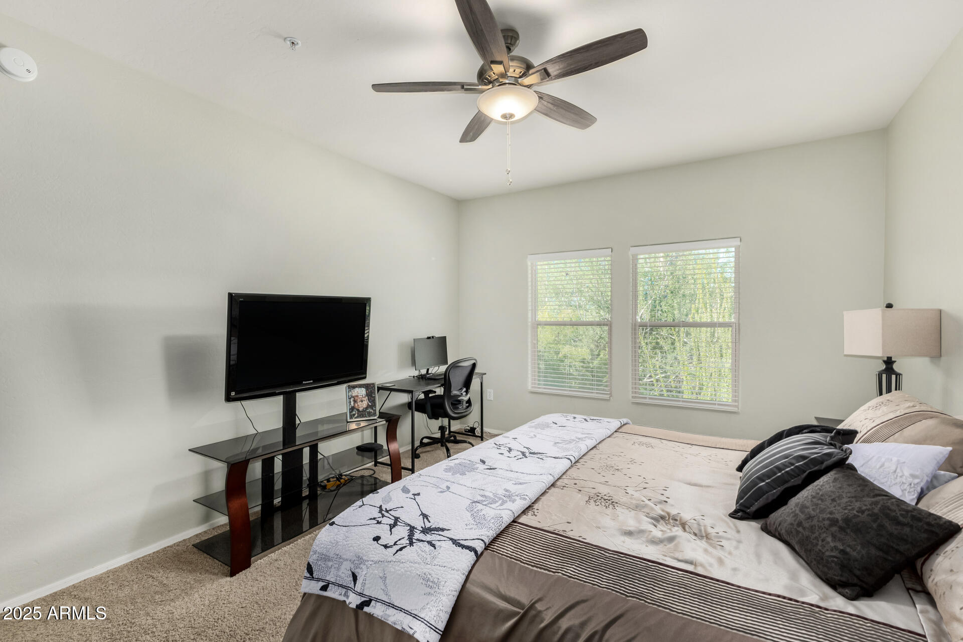 19700 N 76TH Street 2098