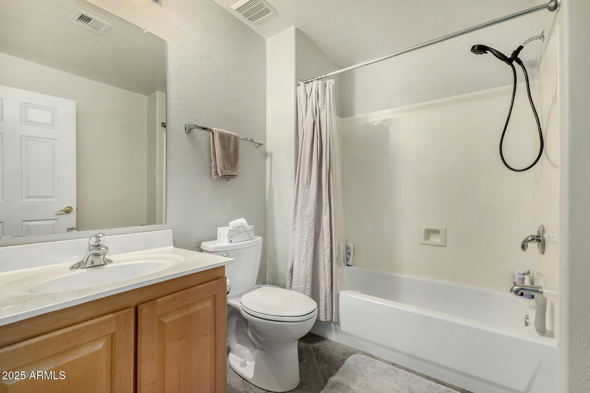 19700 N 76TH Street 2098