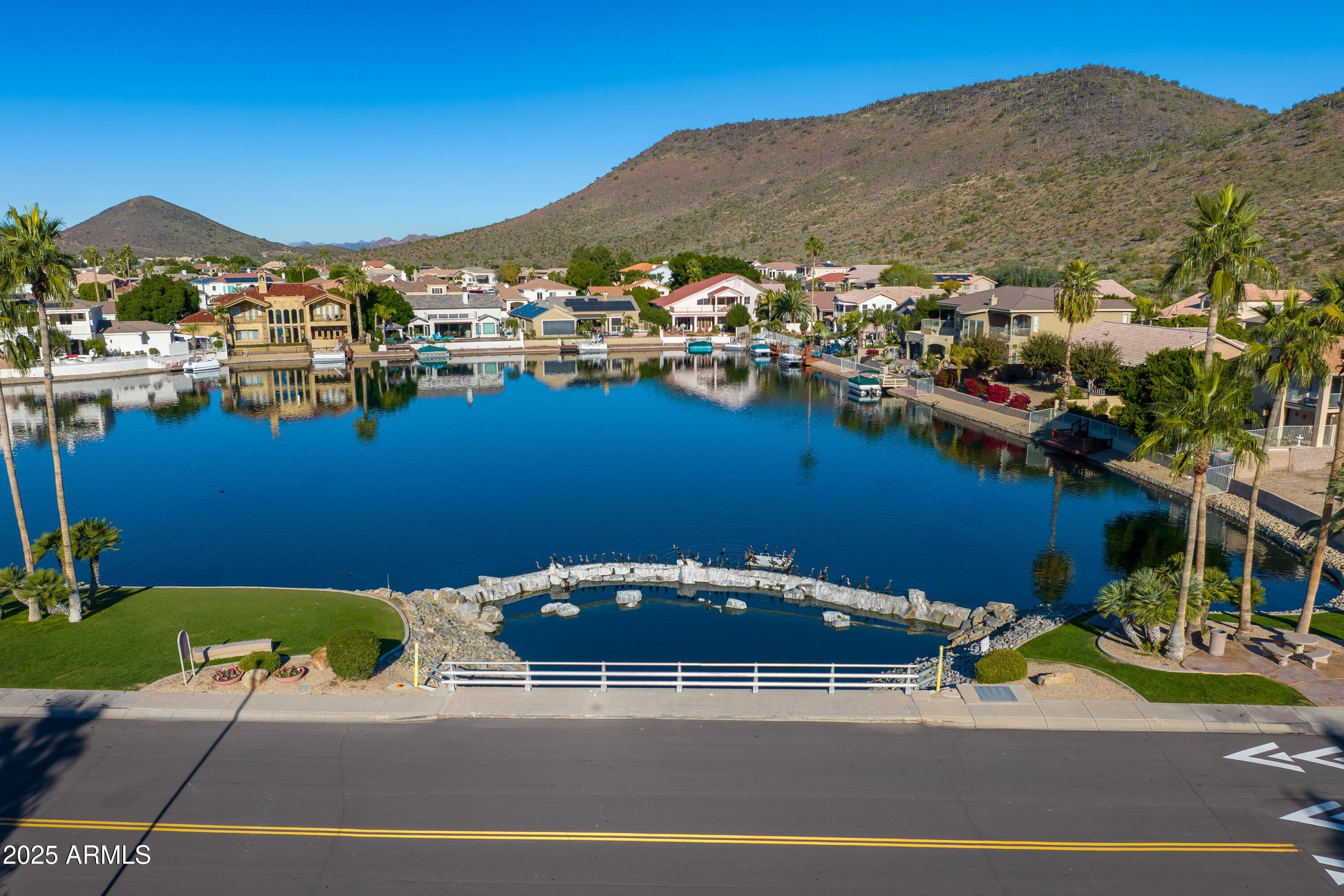 5286 W LONE CACTUS Drive