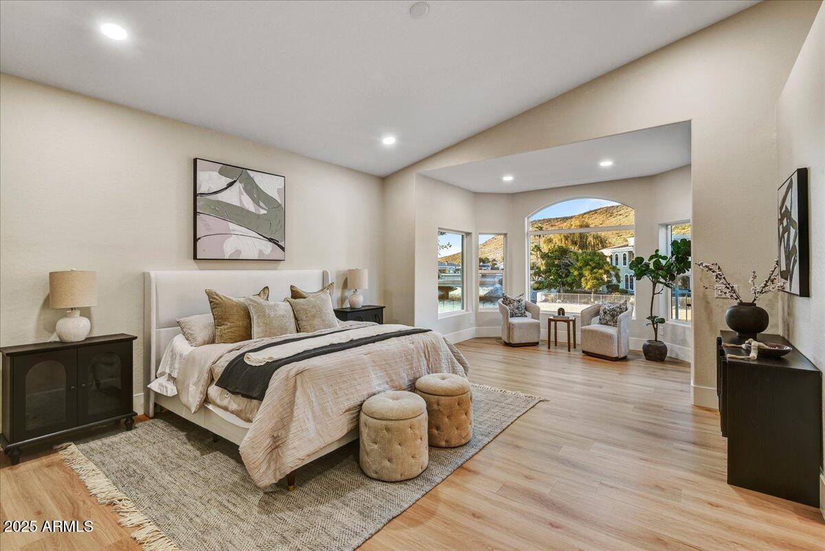 5286 W LONE CACTUS Drive