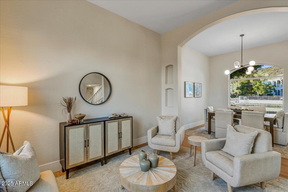 5286 W LONE CACTUS Drive