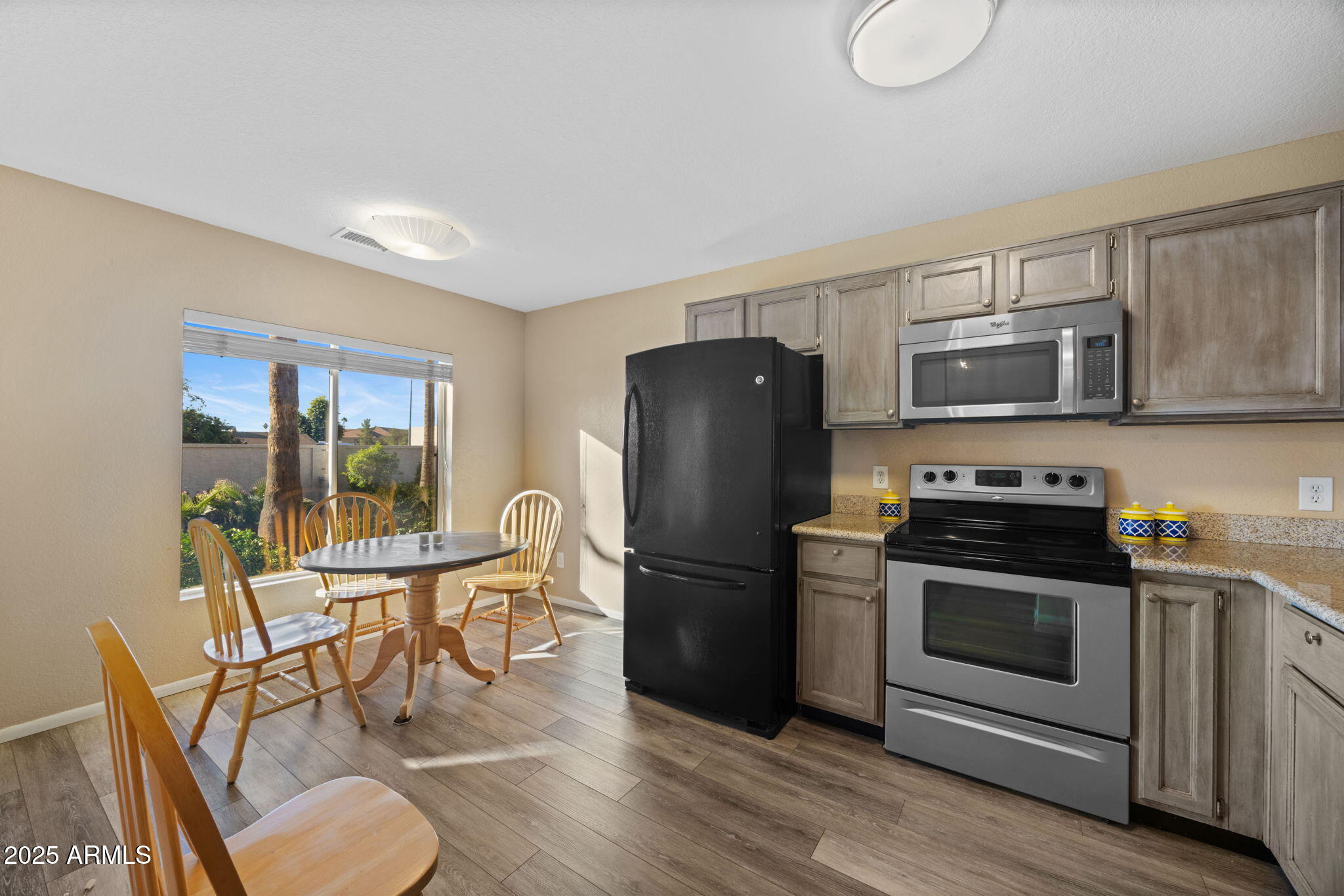 4114 E UNION HILLS Drive 1213