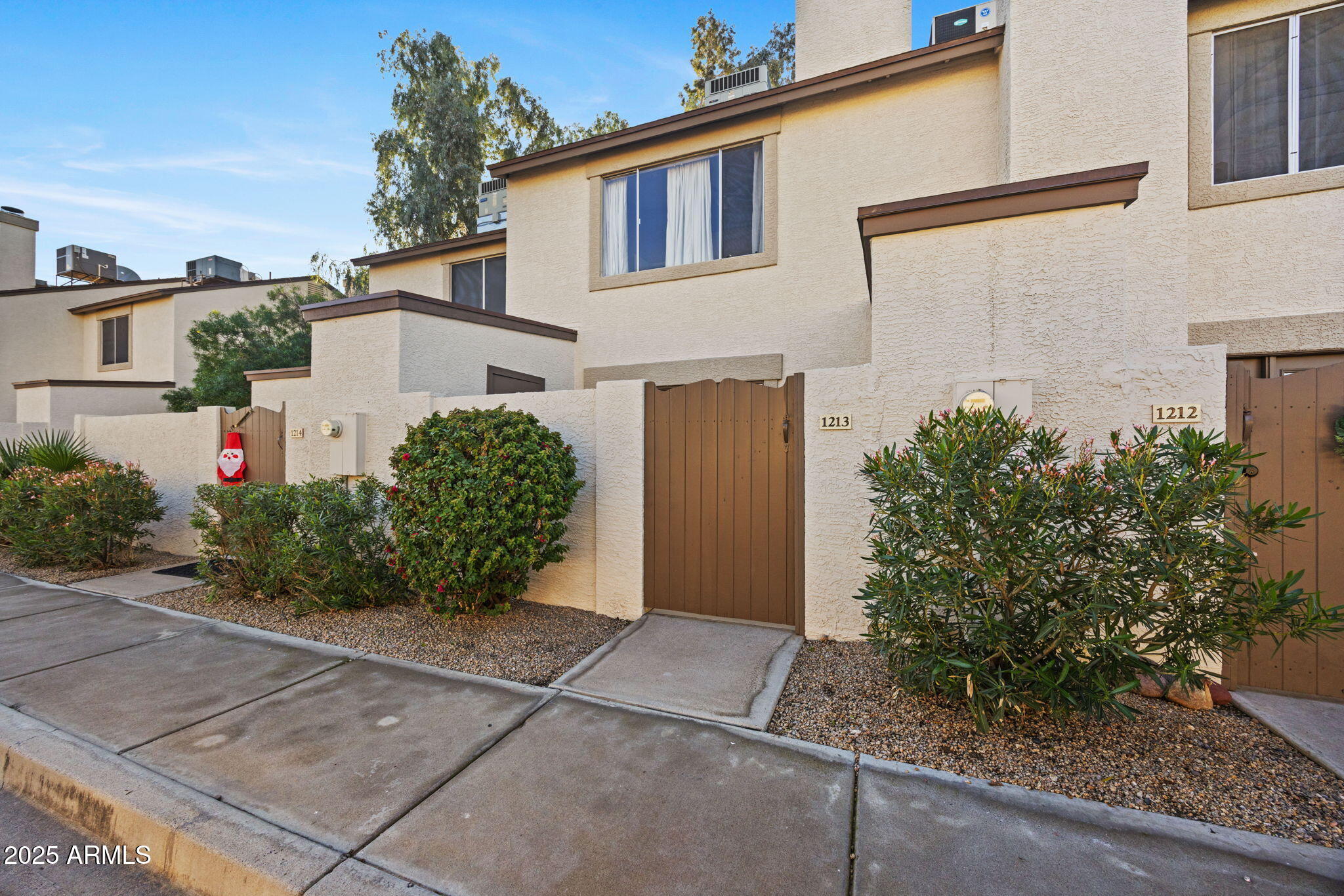 4114 E UNION HILLS Drive 1213