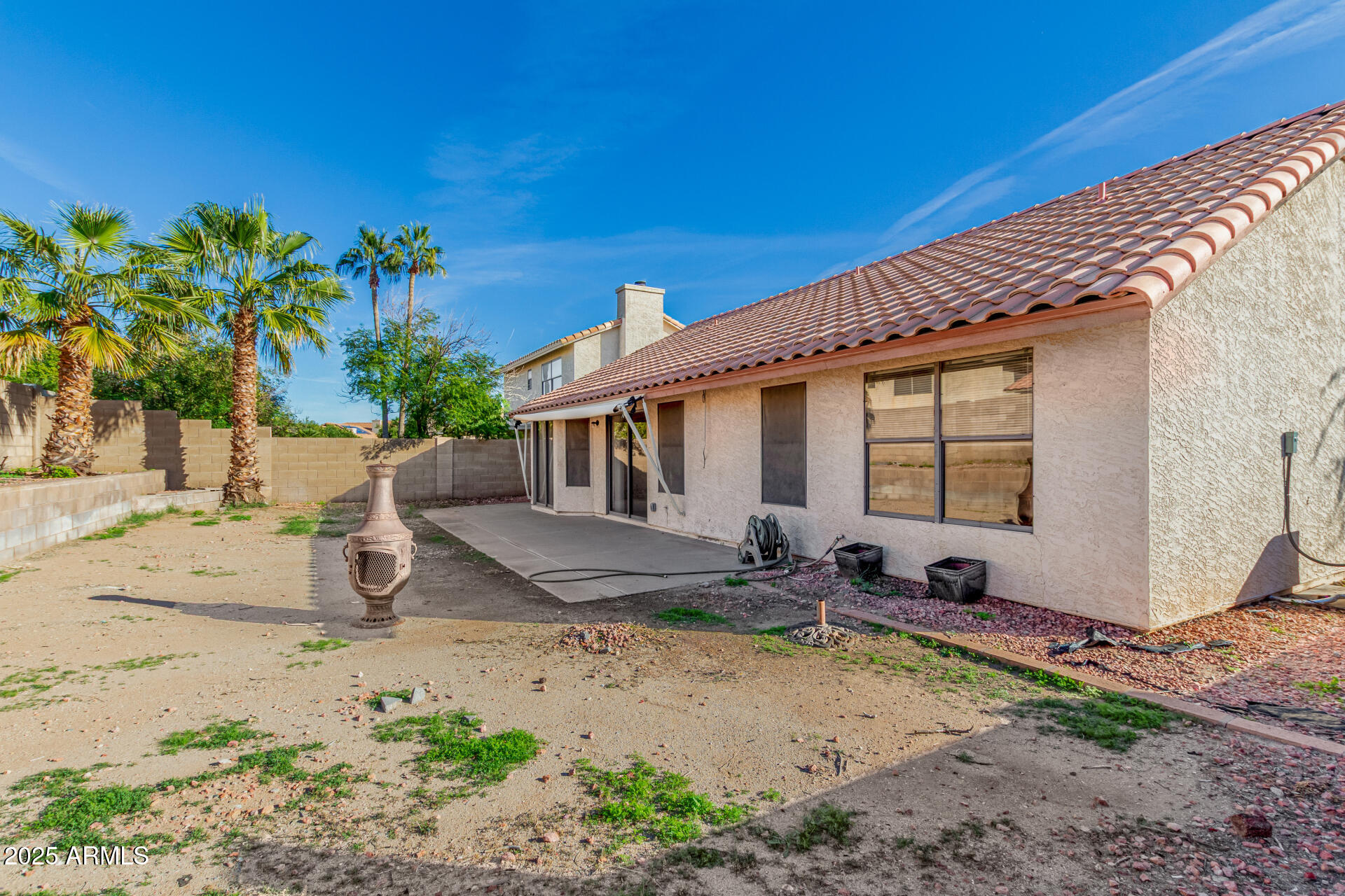 2702 E CATHEDRAL ROCK Drive