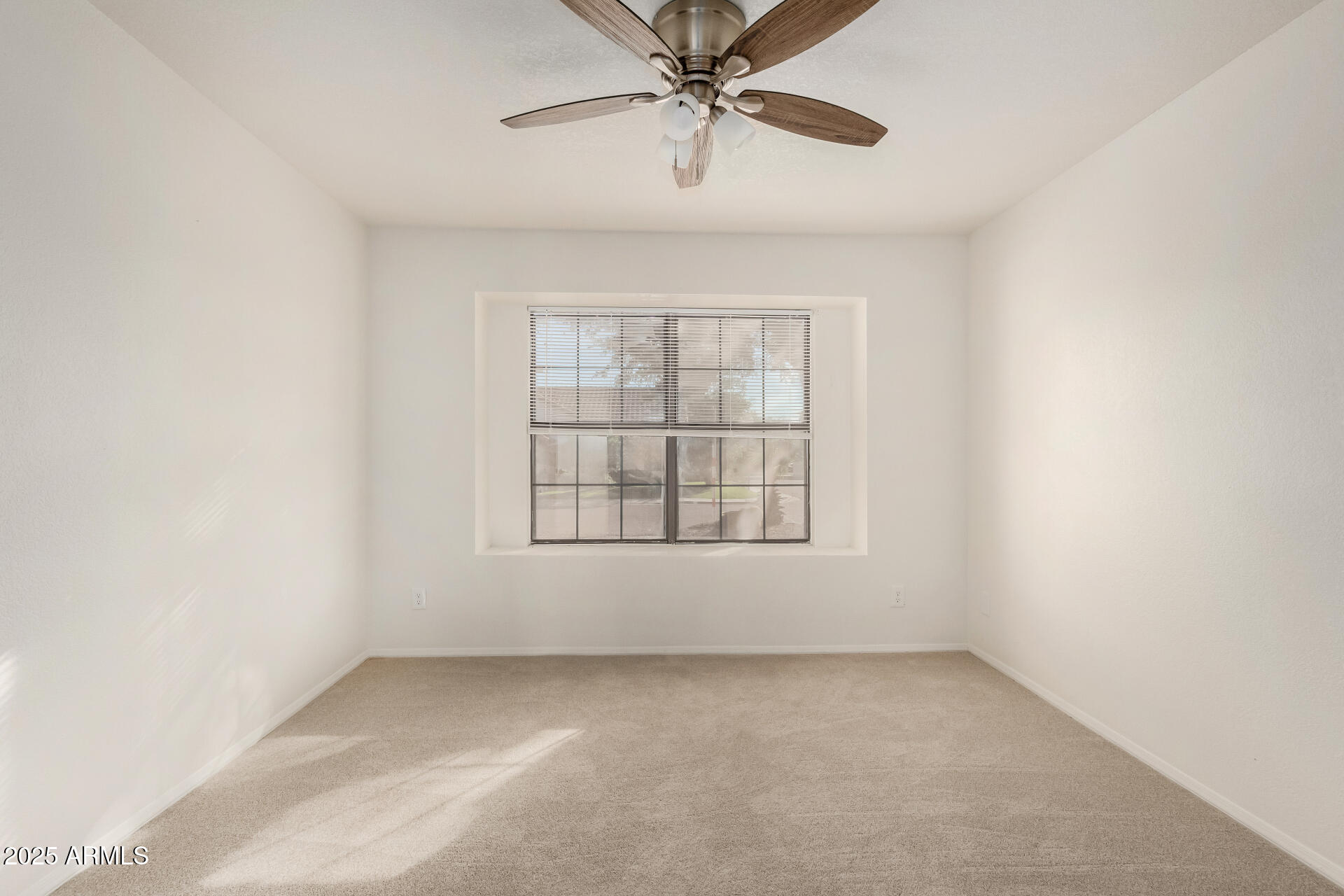 2702 E CATHEDRAL ROCK Drive