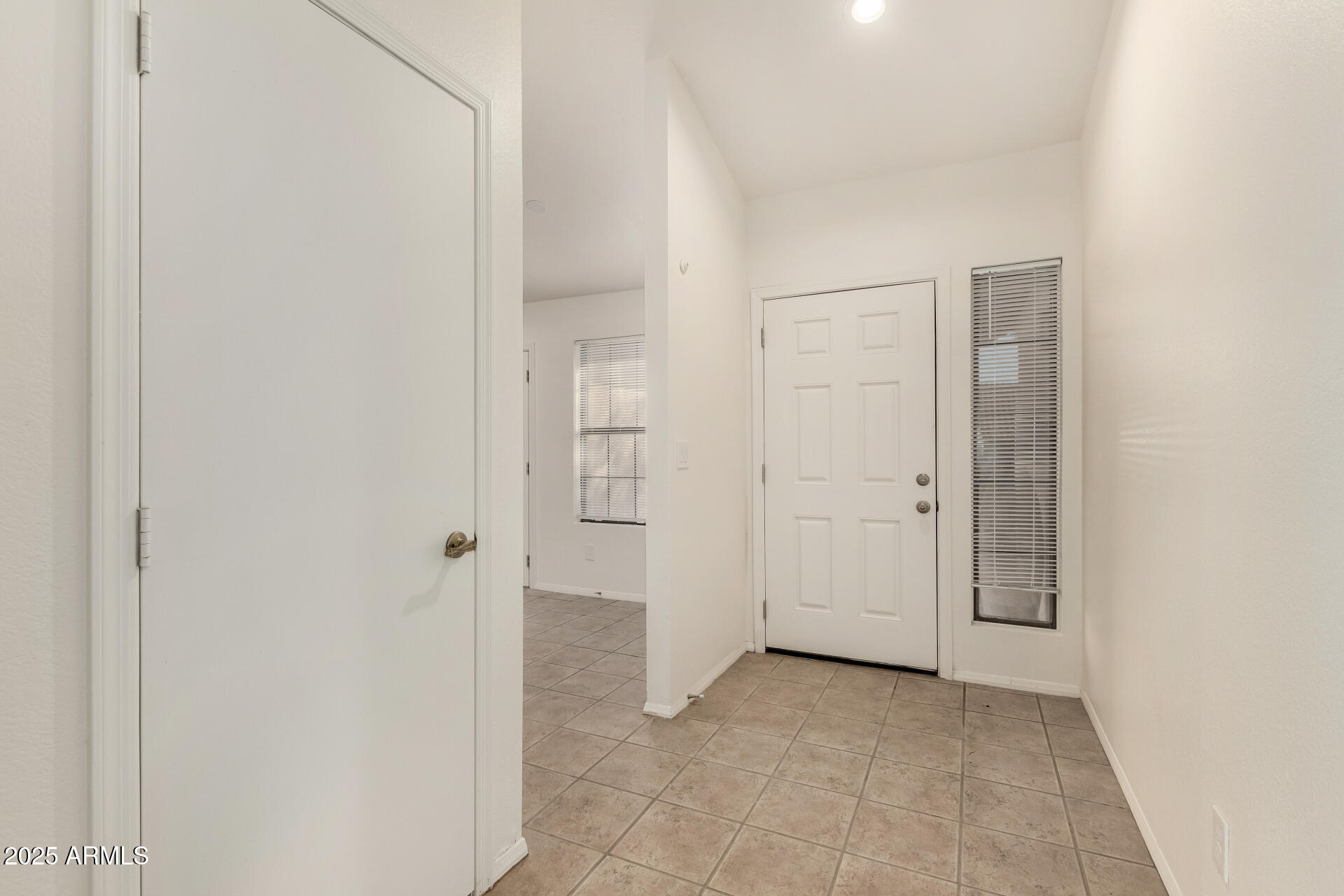 2702 E CATHEDRAL ROCK Drive