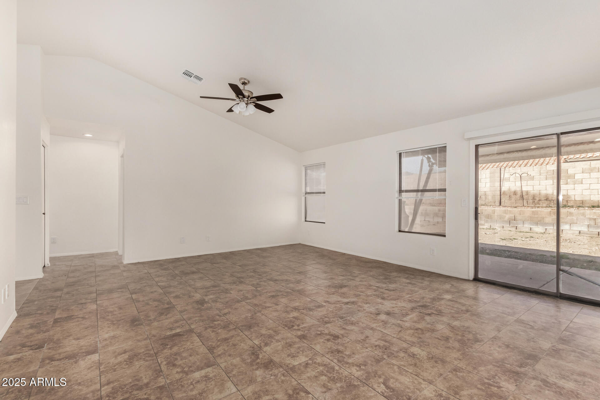 2702 E CATHEDRAL ROCK Drive