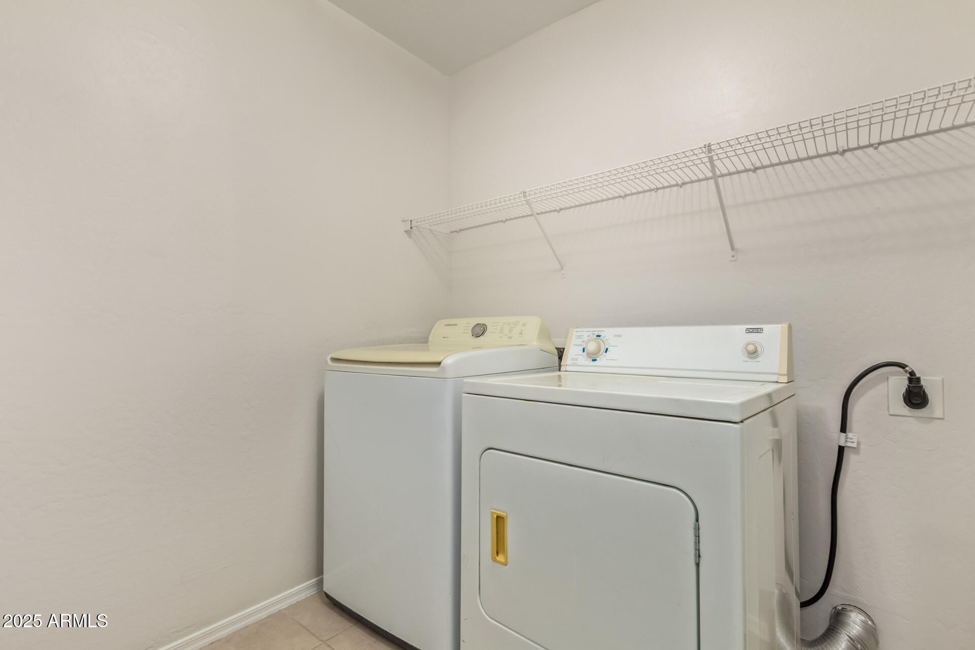 1773 E CARDINAL Drive