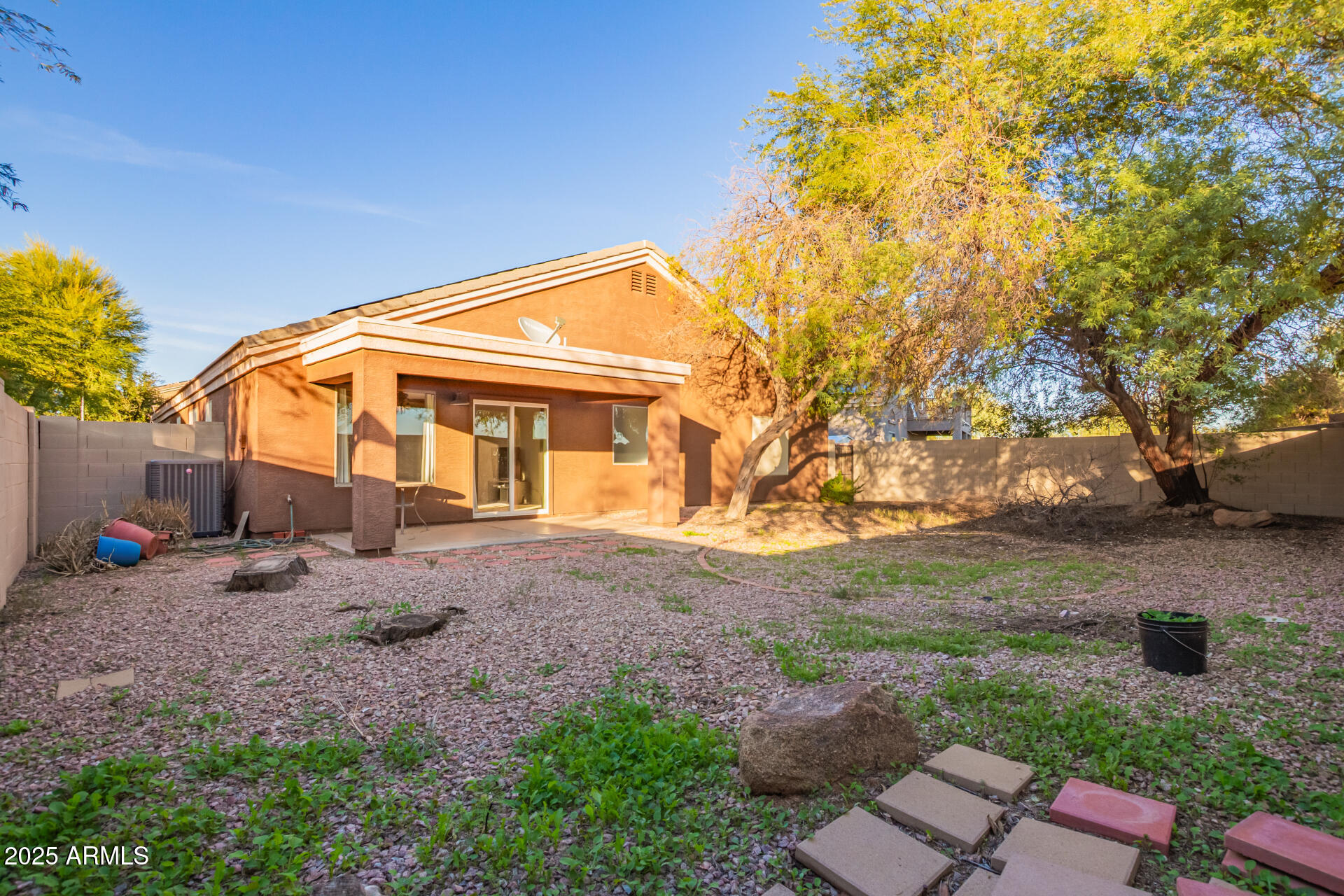 1773 E CARDINAL Drive