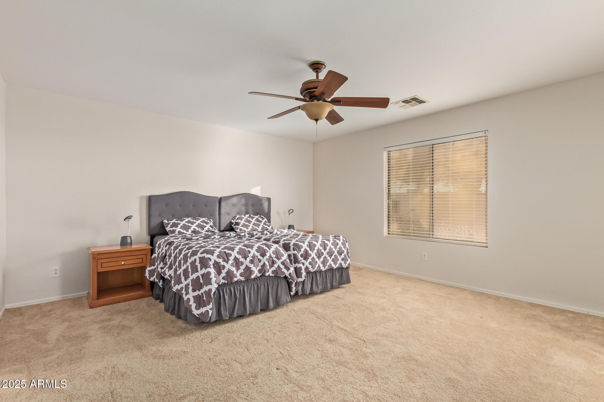 1773 E CARDINAL Drive