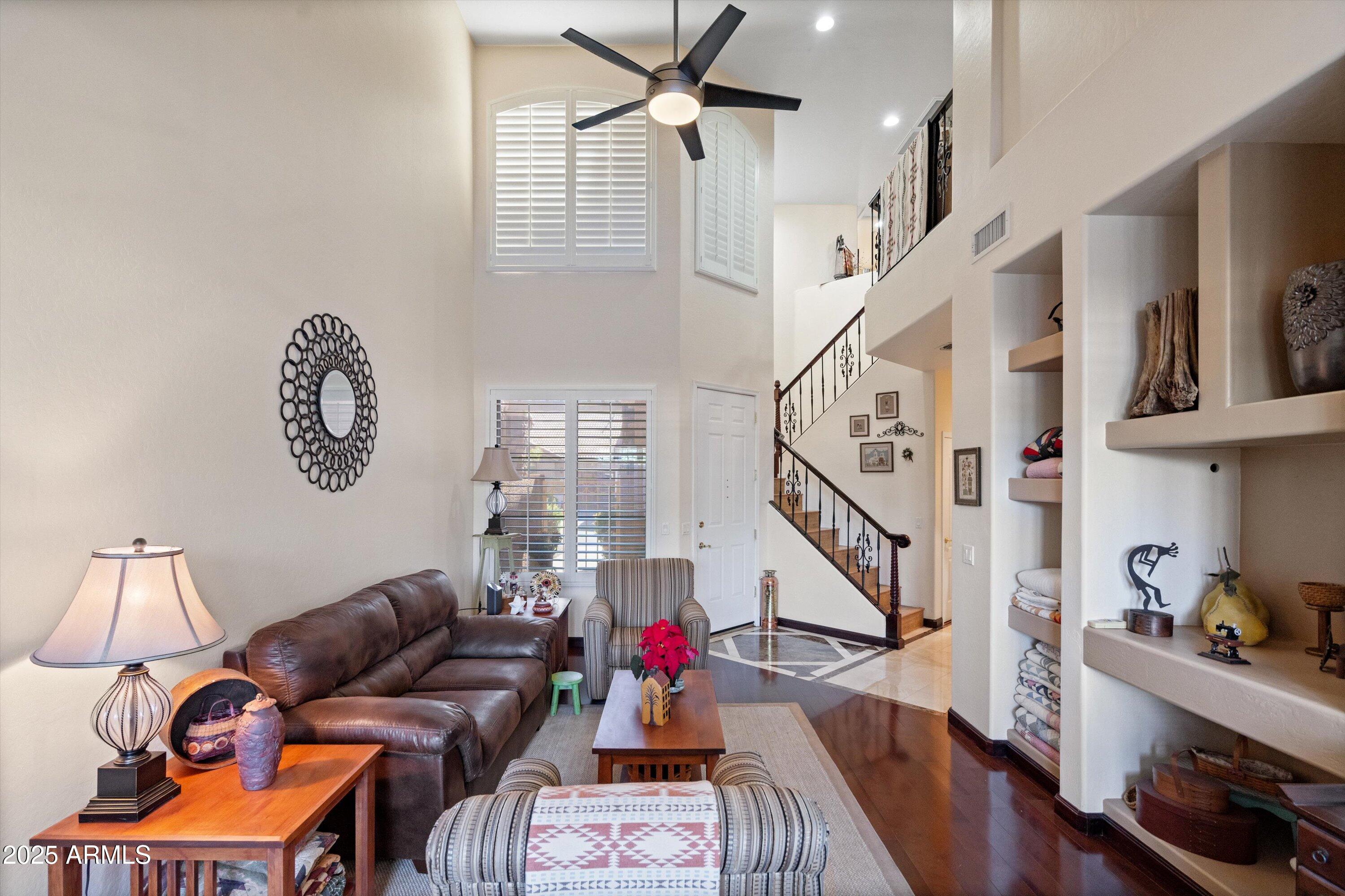 5415 E MCKELLIPS Road 110