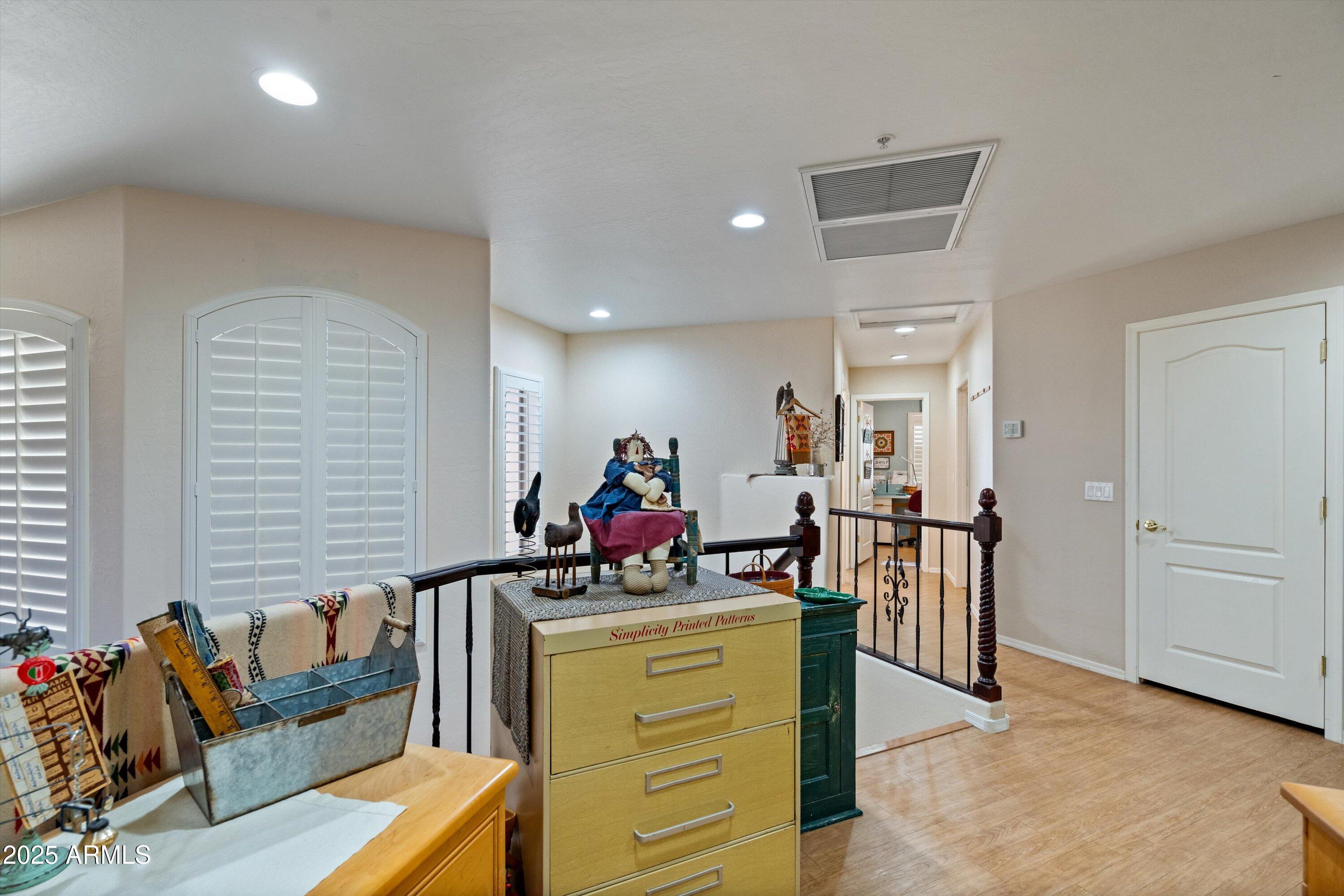 5415 E MCKELLIPS Road 110