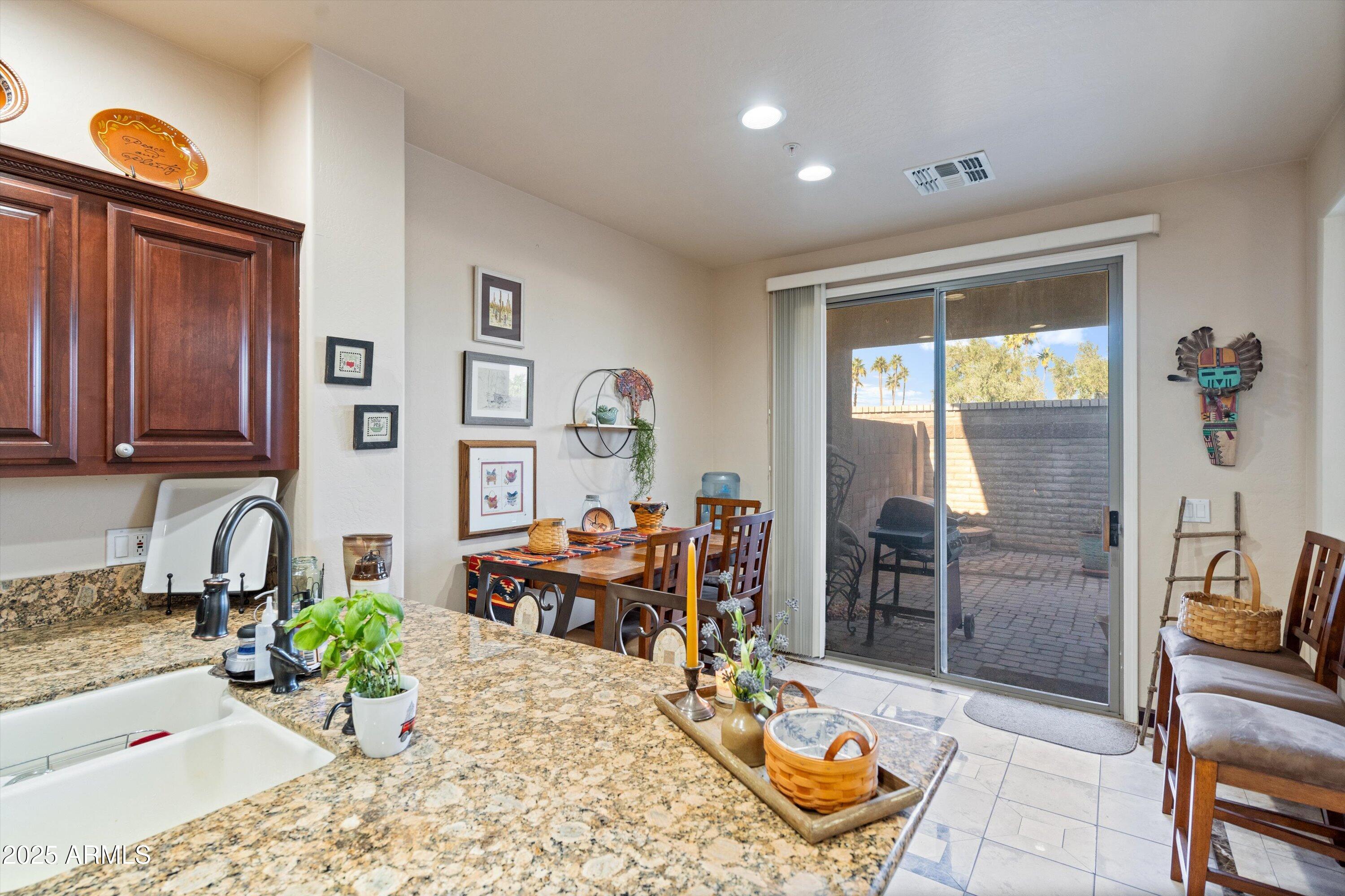 5415 E MCKELLIPS Road 110