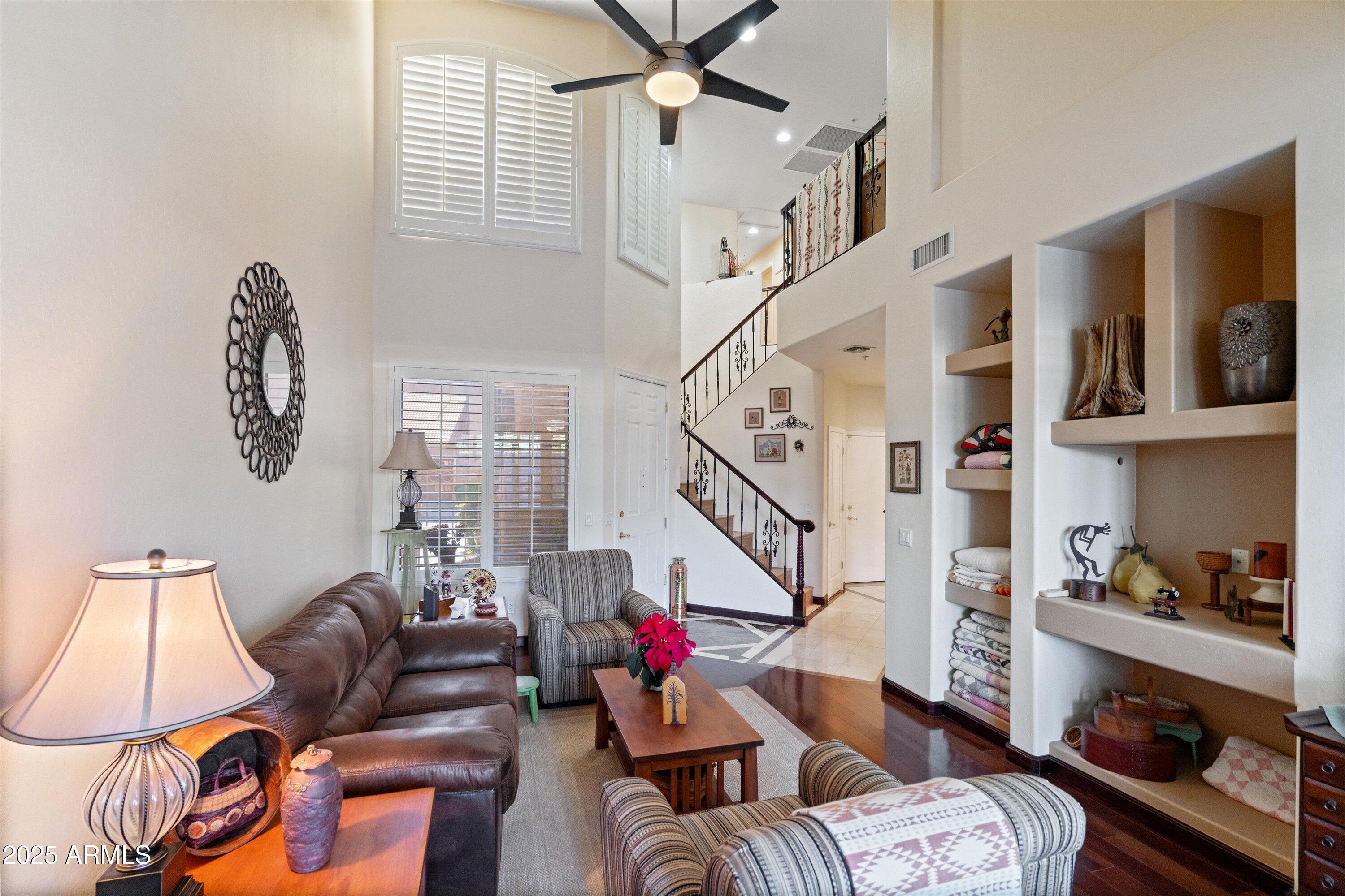 5415 E MCKELLIPS Road 110