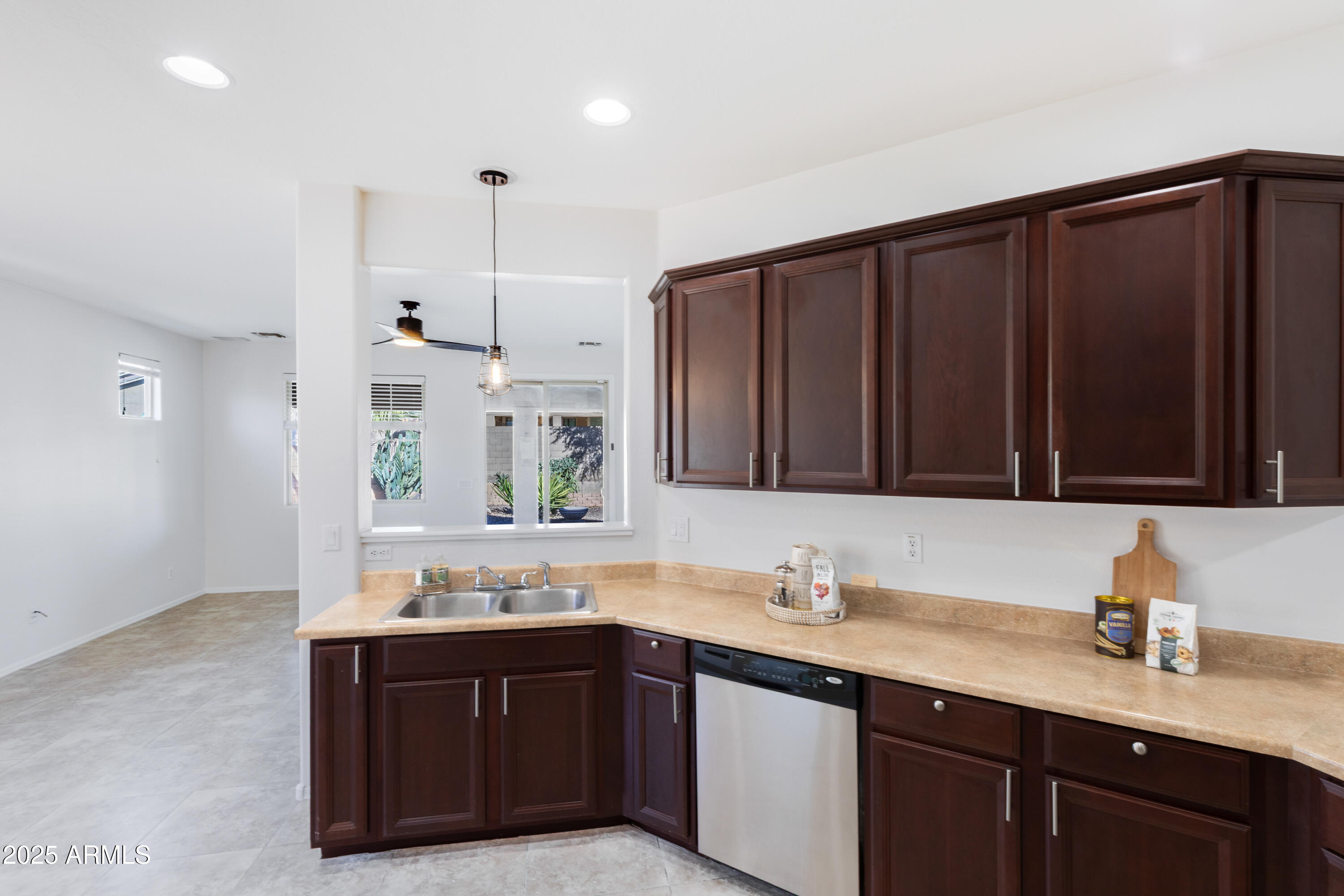 17366 W FETLOCK Trail