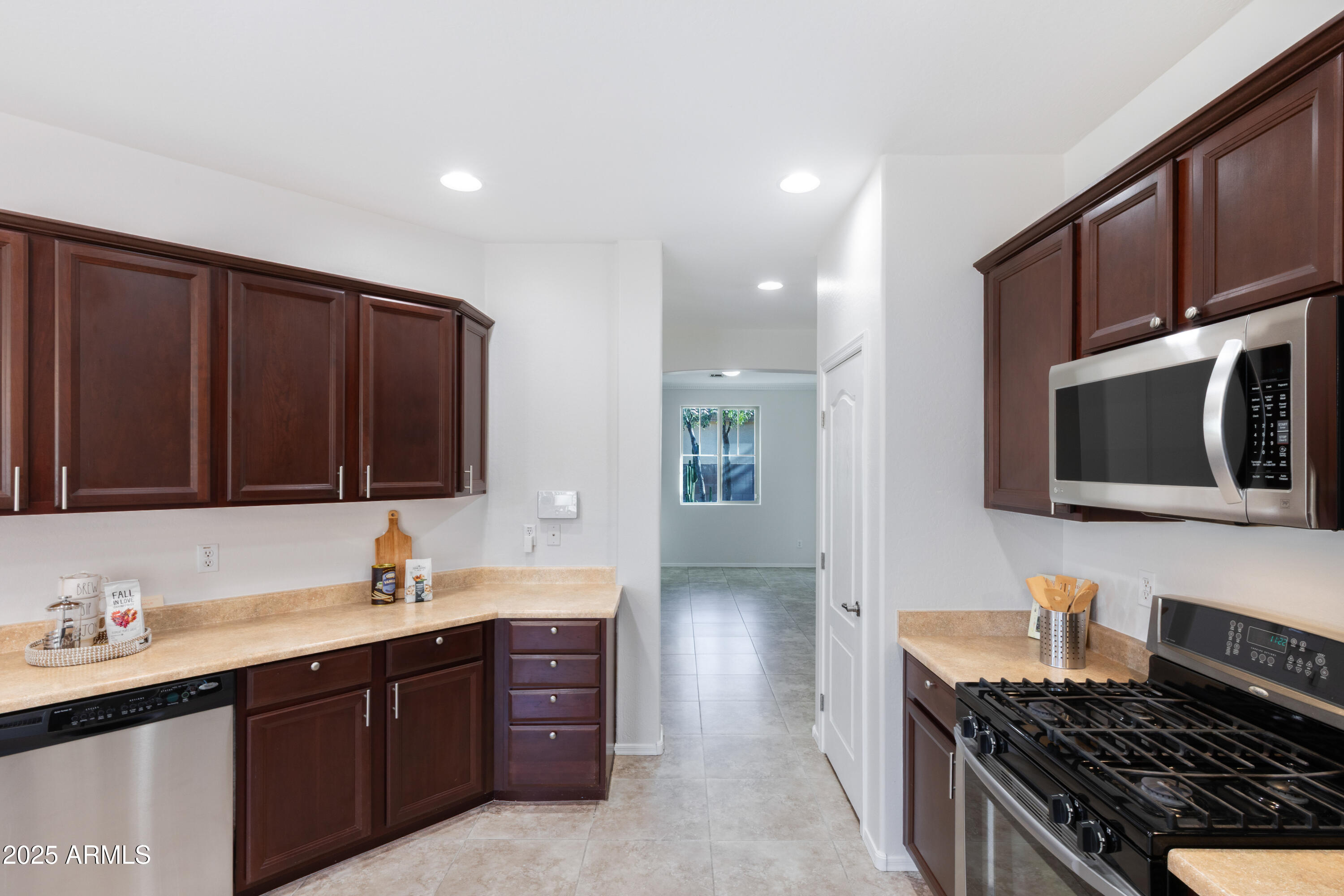 17366 W FETLOCK Trail