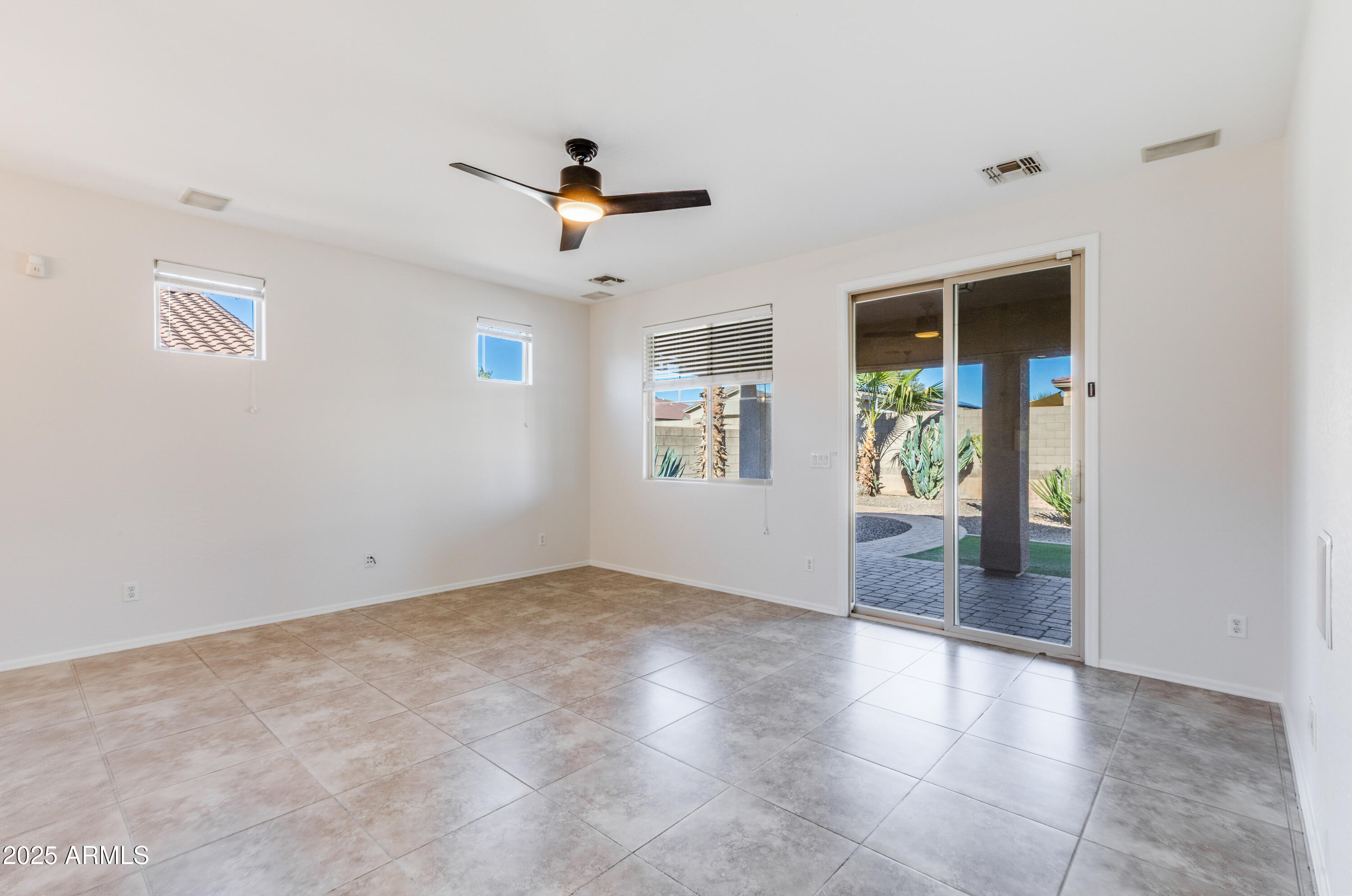 17366 W FETLOCK Trail