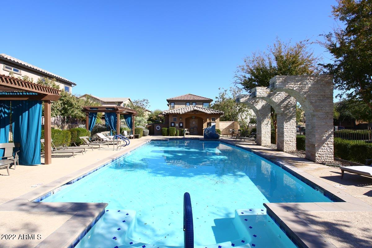 4717 E BETTY ELYSE Lane