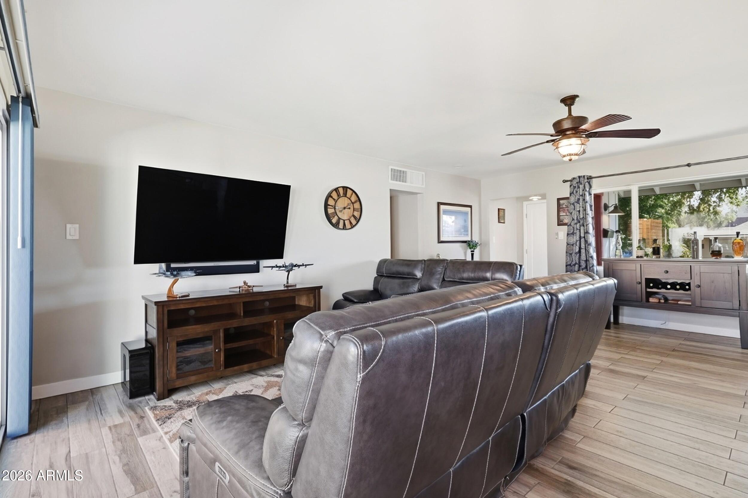 3002 E Mitchell Drive