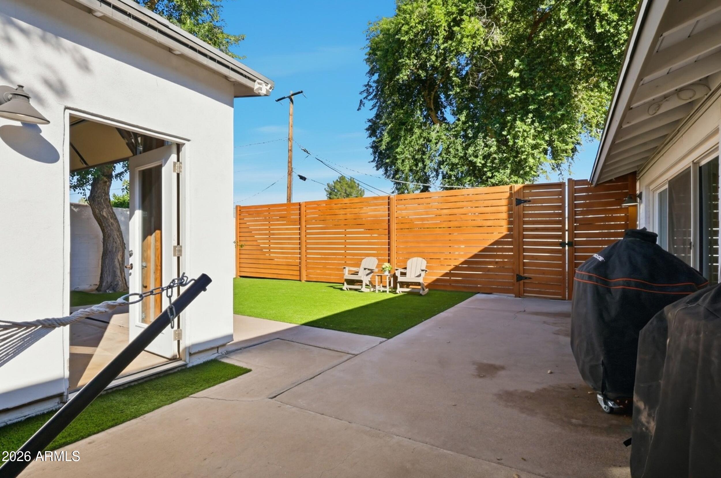 3002 E Mitchell Drive