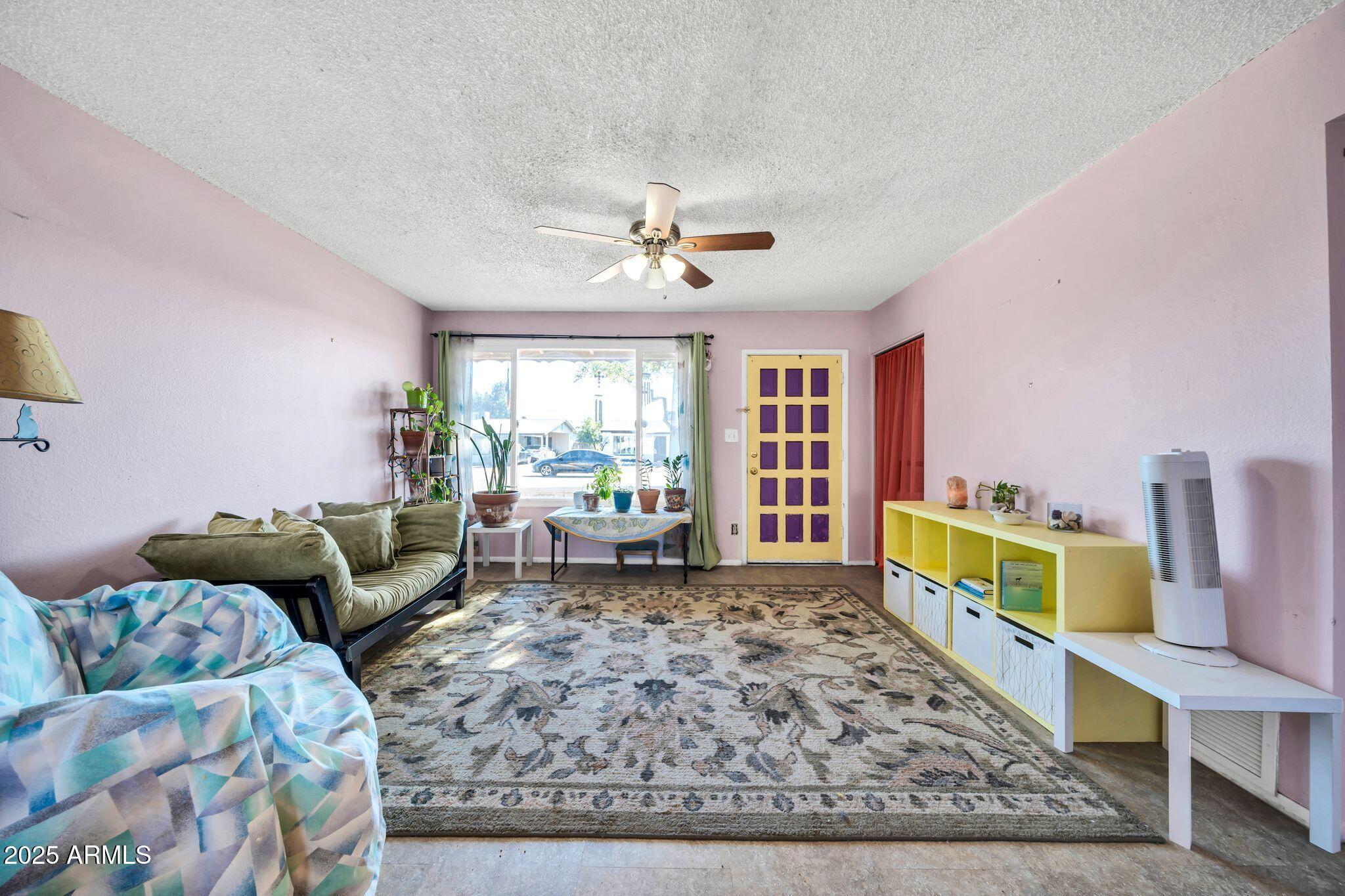 2142 W PARADISE Drive