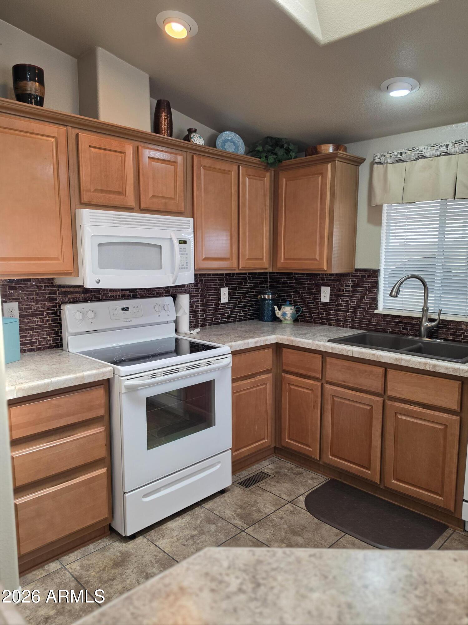 2929 E Main Street 94