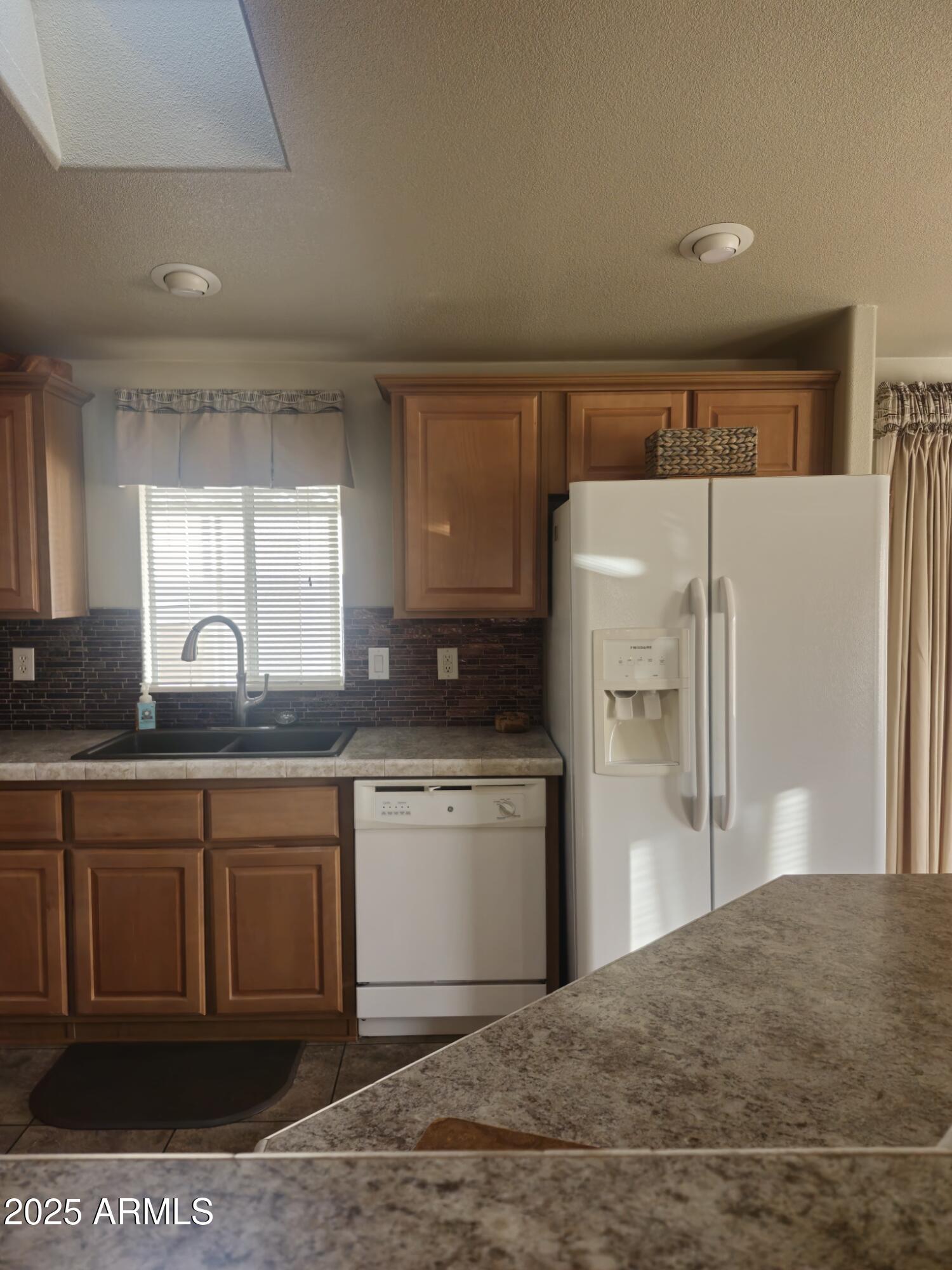 2929 E Main Street 94