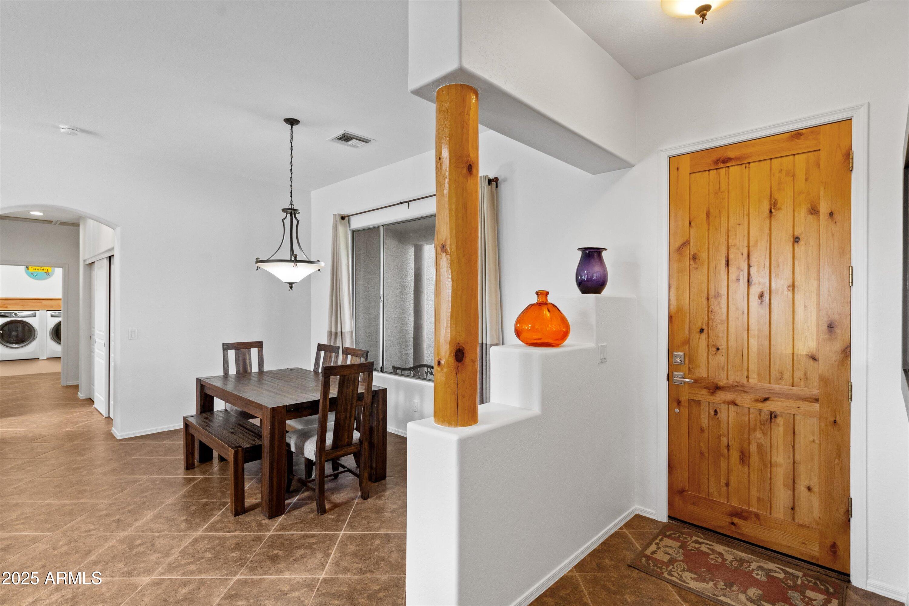 24909 W RED ROBIN Drive