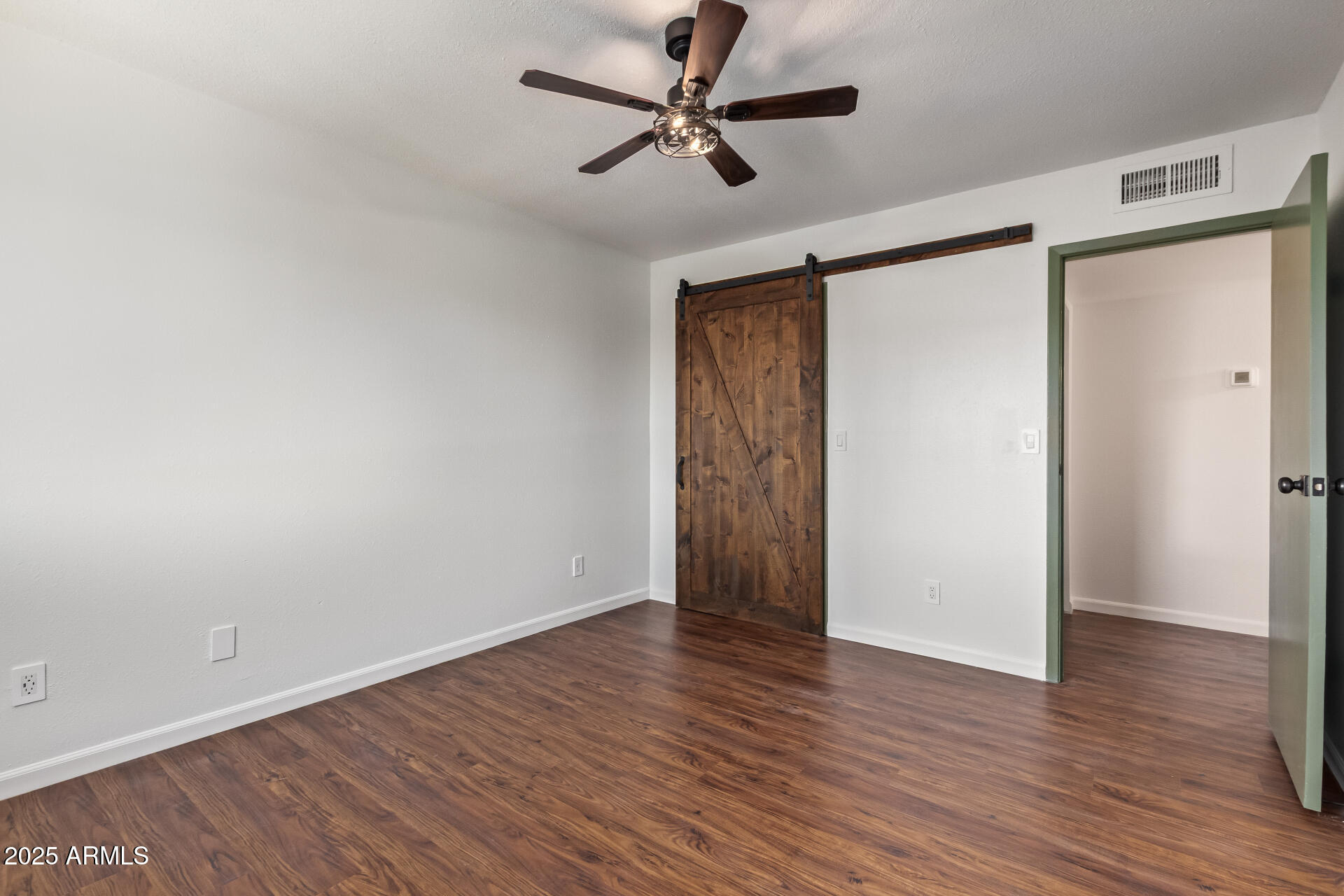 3511 E BASELINE Road 1140