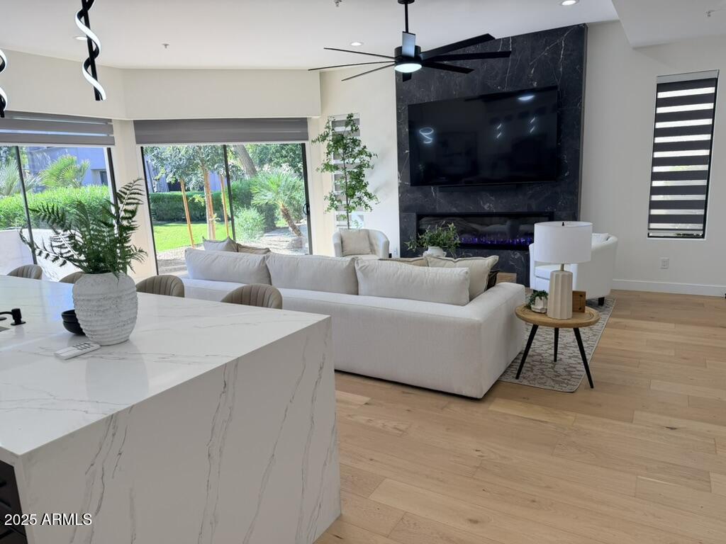 8989 N GAINEY CENTER Drive 149