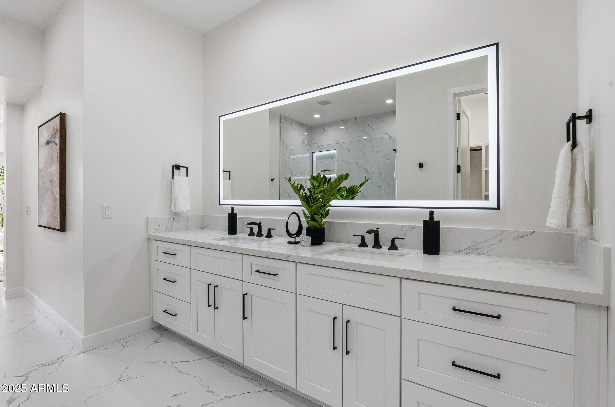 8989 N GAINEY CENTER Drive 149