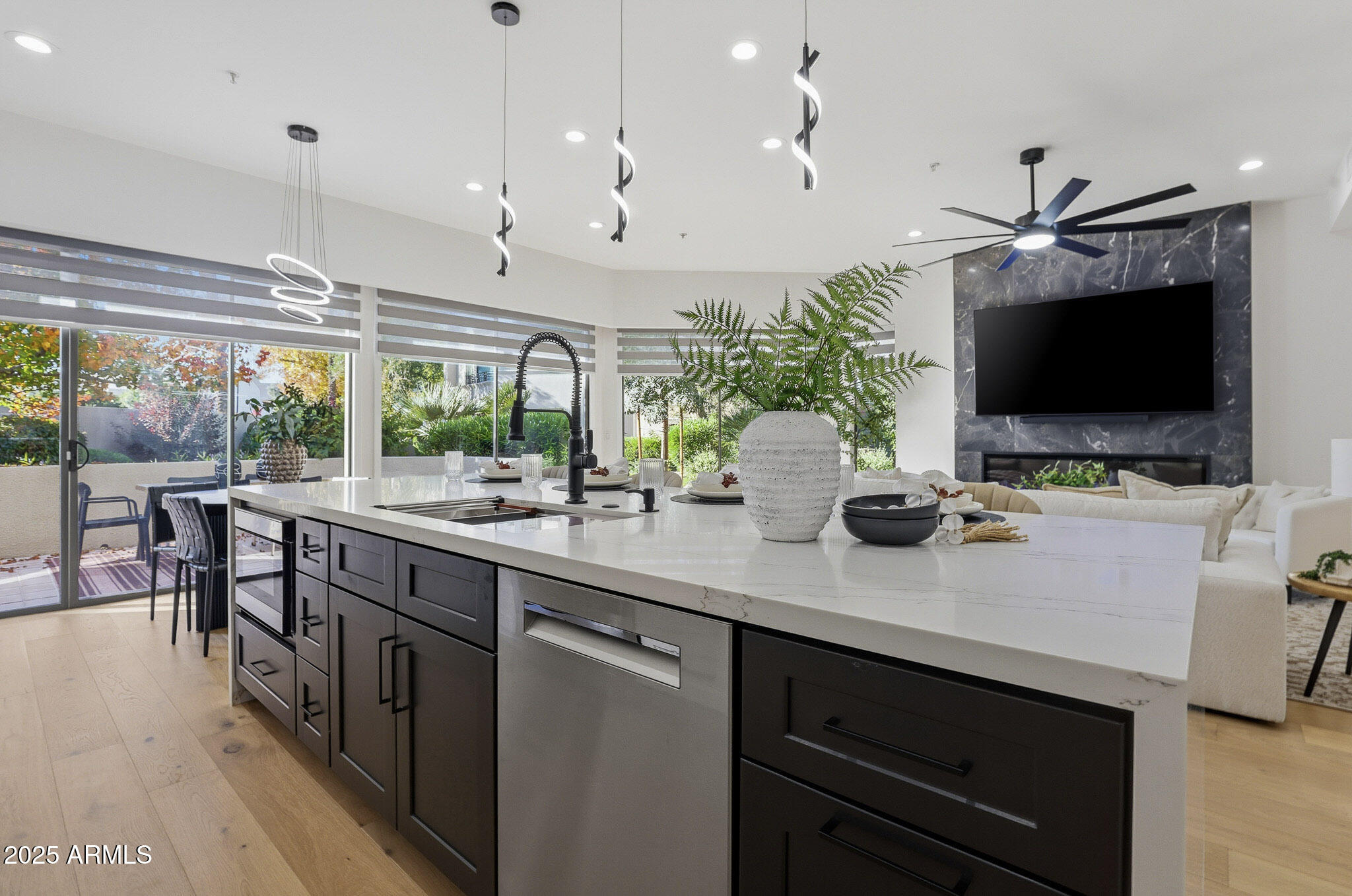 8989 N GAINEY CENTER Drive 149