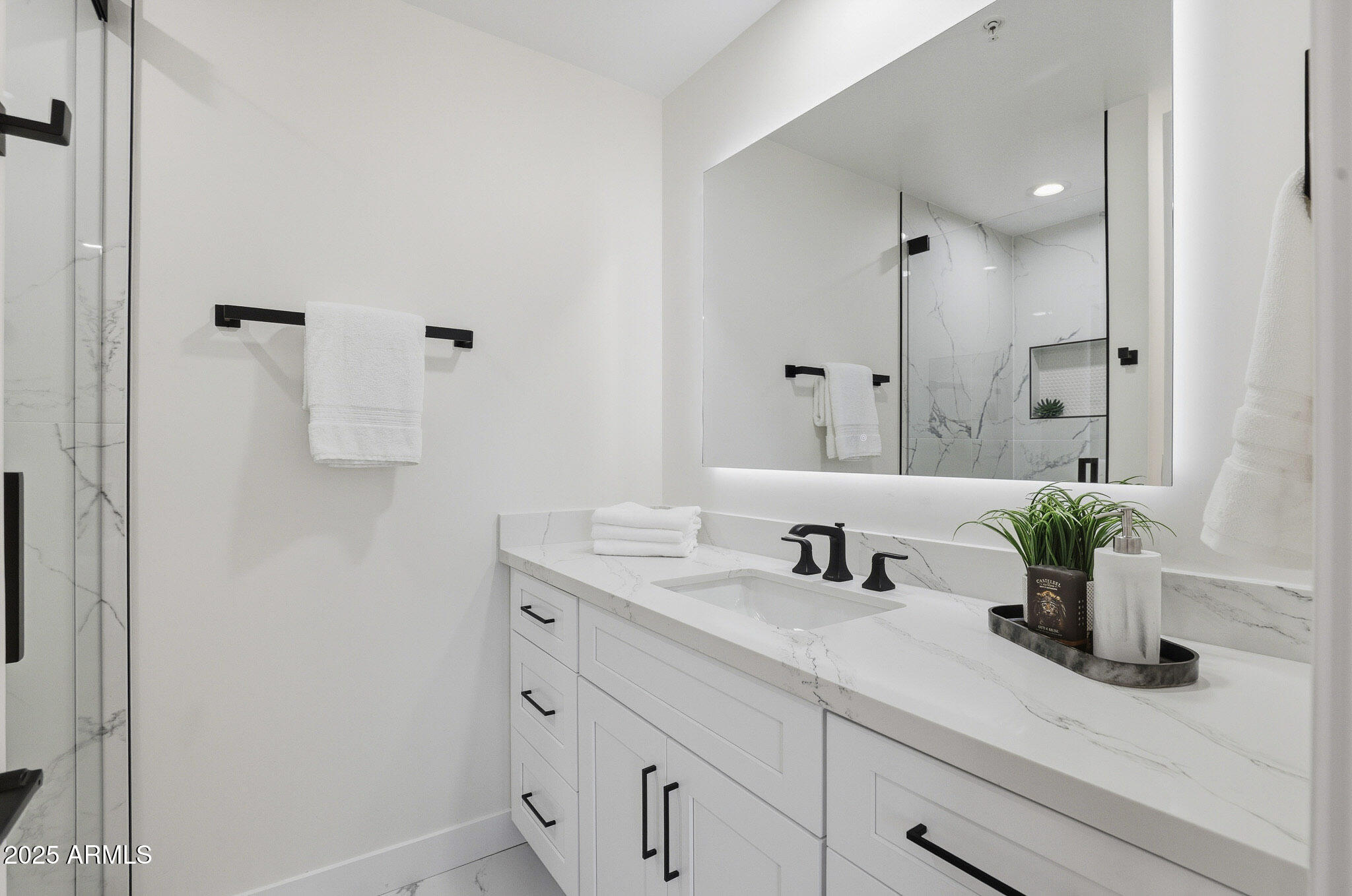 8989 N GAINEY CENTER Drive 149