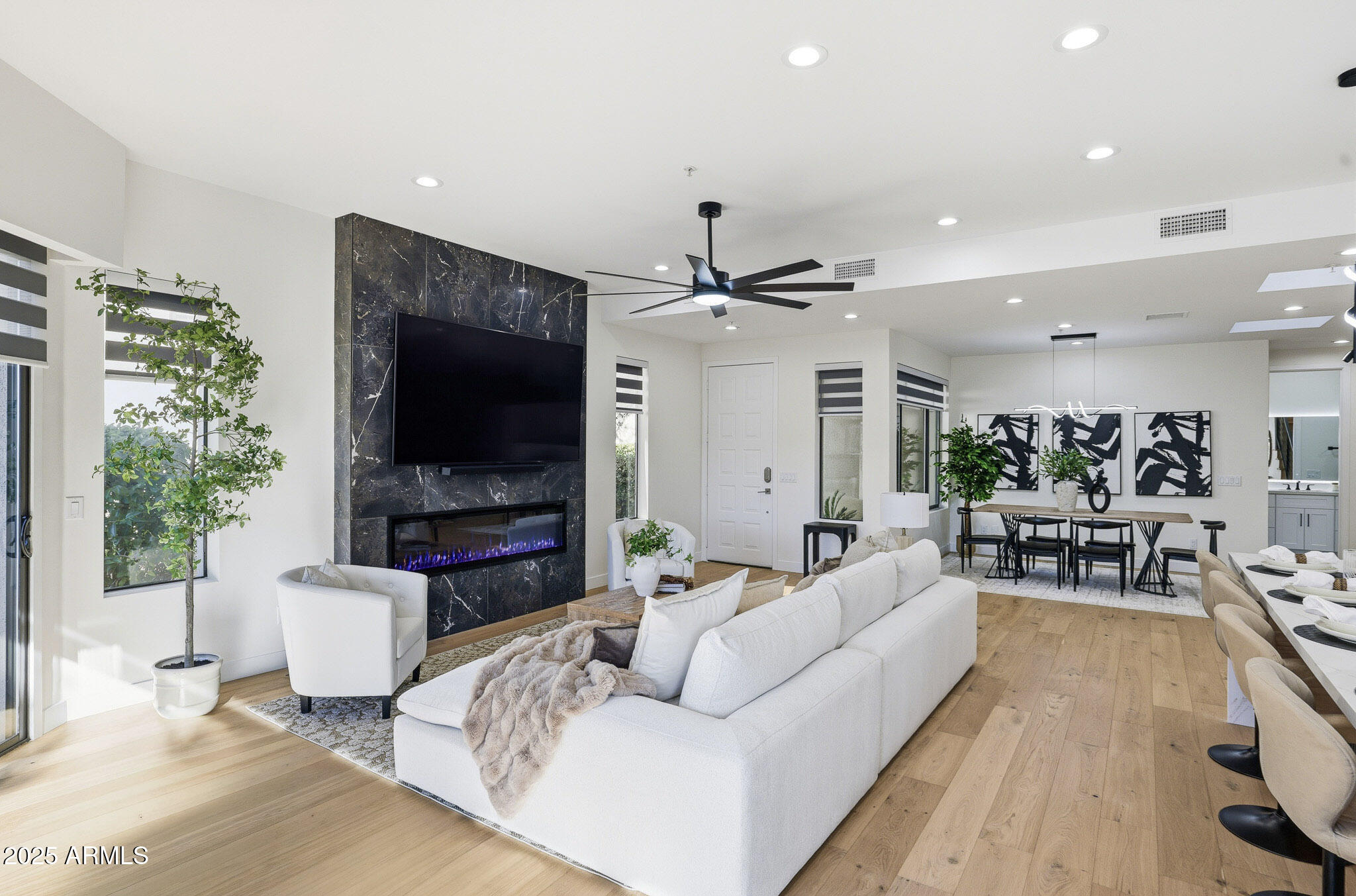 8989 N GAINEY CENTER Drive 149