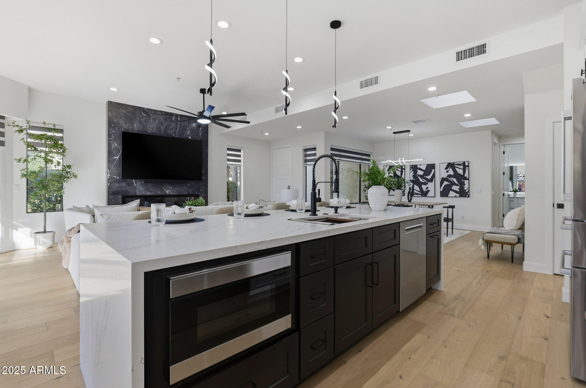 8989 N GAINEY CENTER Drive 149