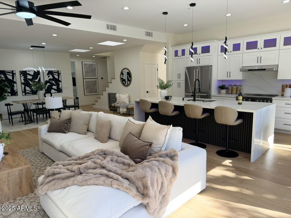 8989 N GAINEY CENTER Drive 149