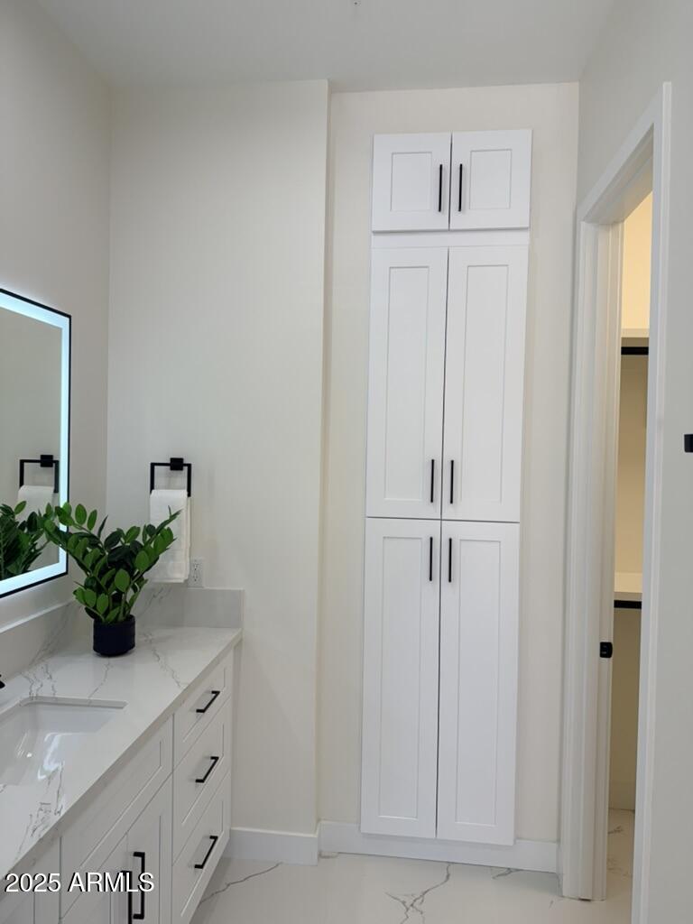 8989 N GAINEY CENTER Drive 149