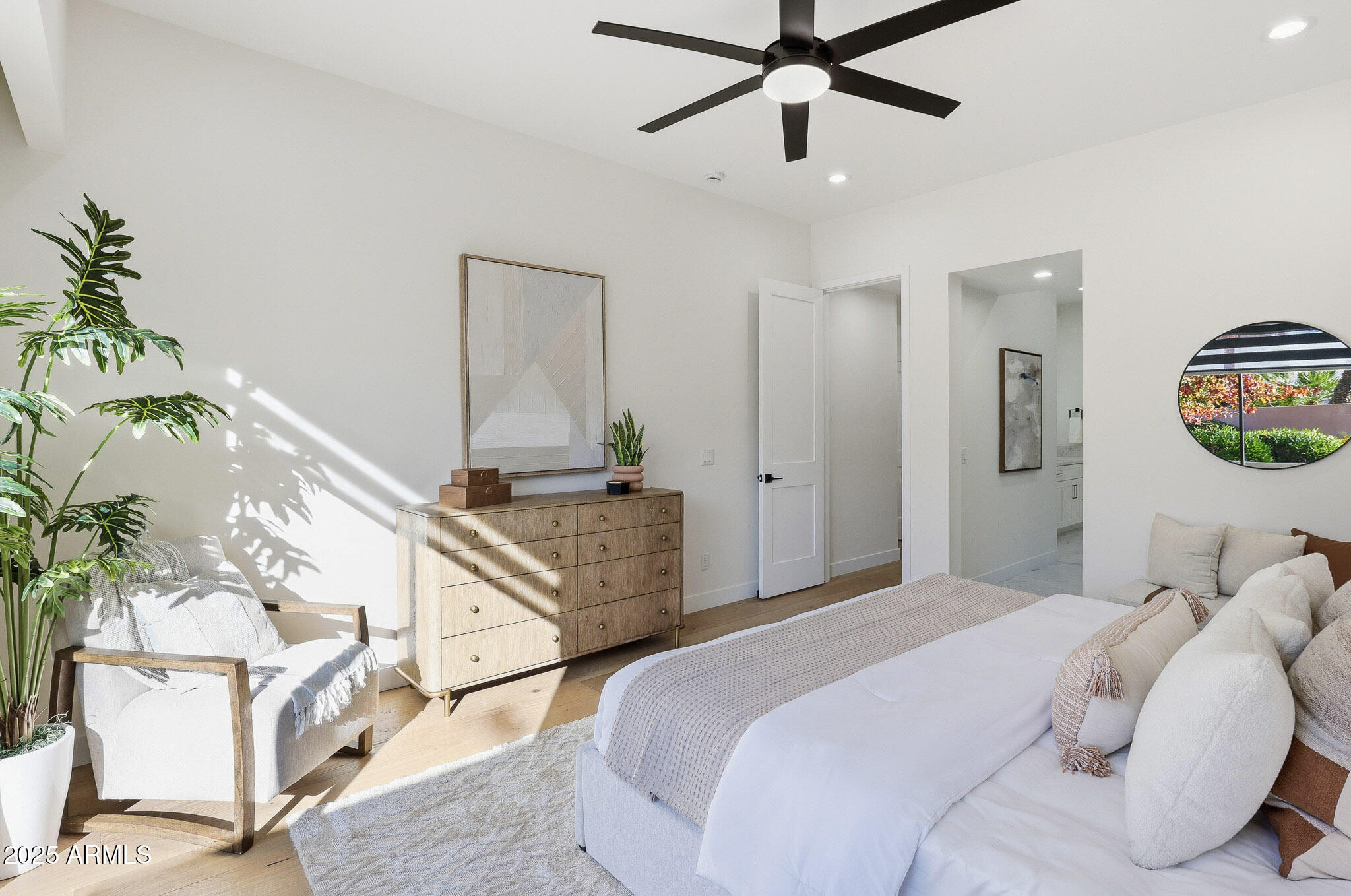 8989 N GAINEY CENTER Drive 149