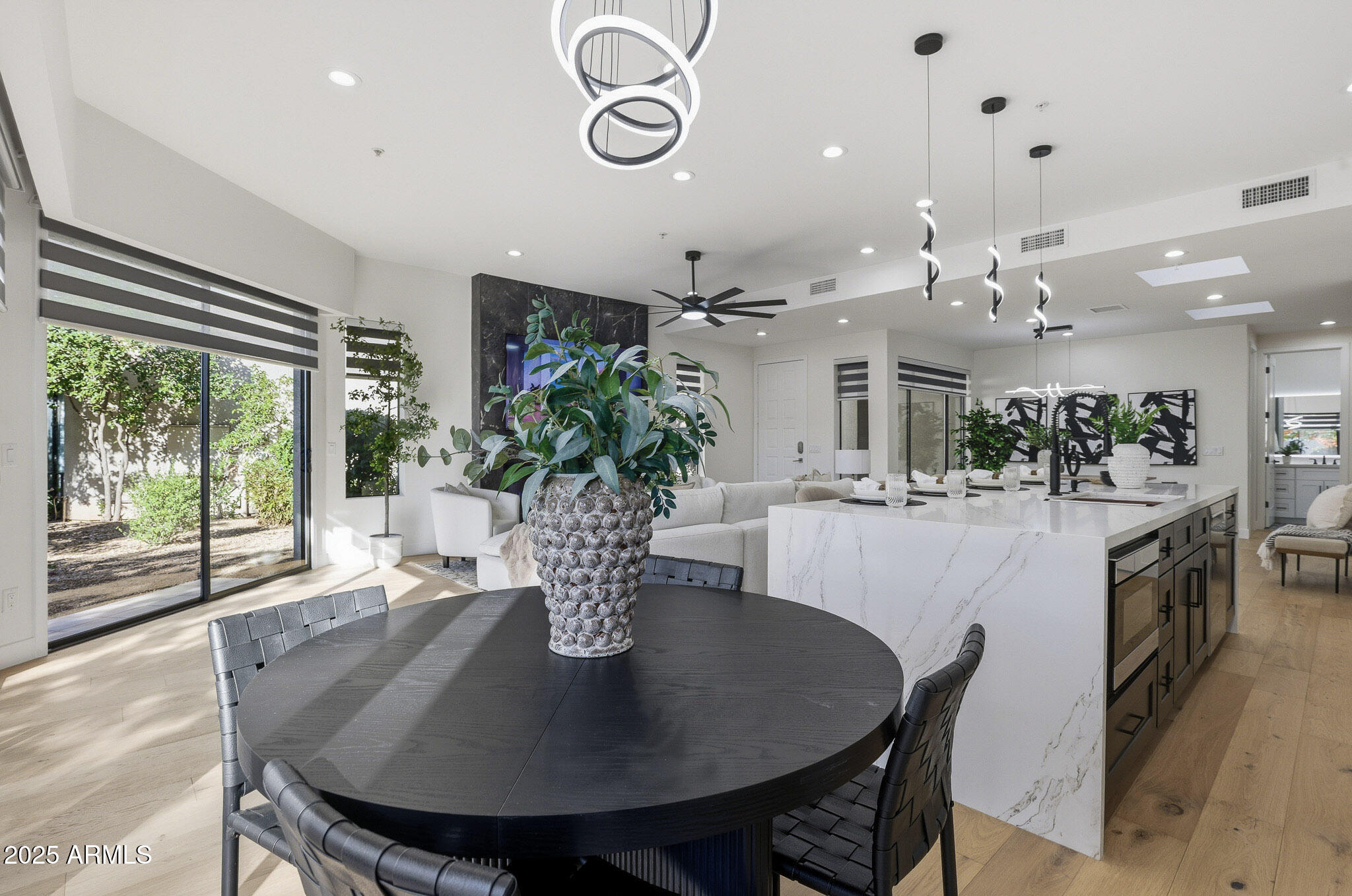 8989 N GAINEY CENTER Drive 149