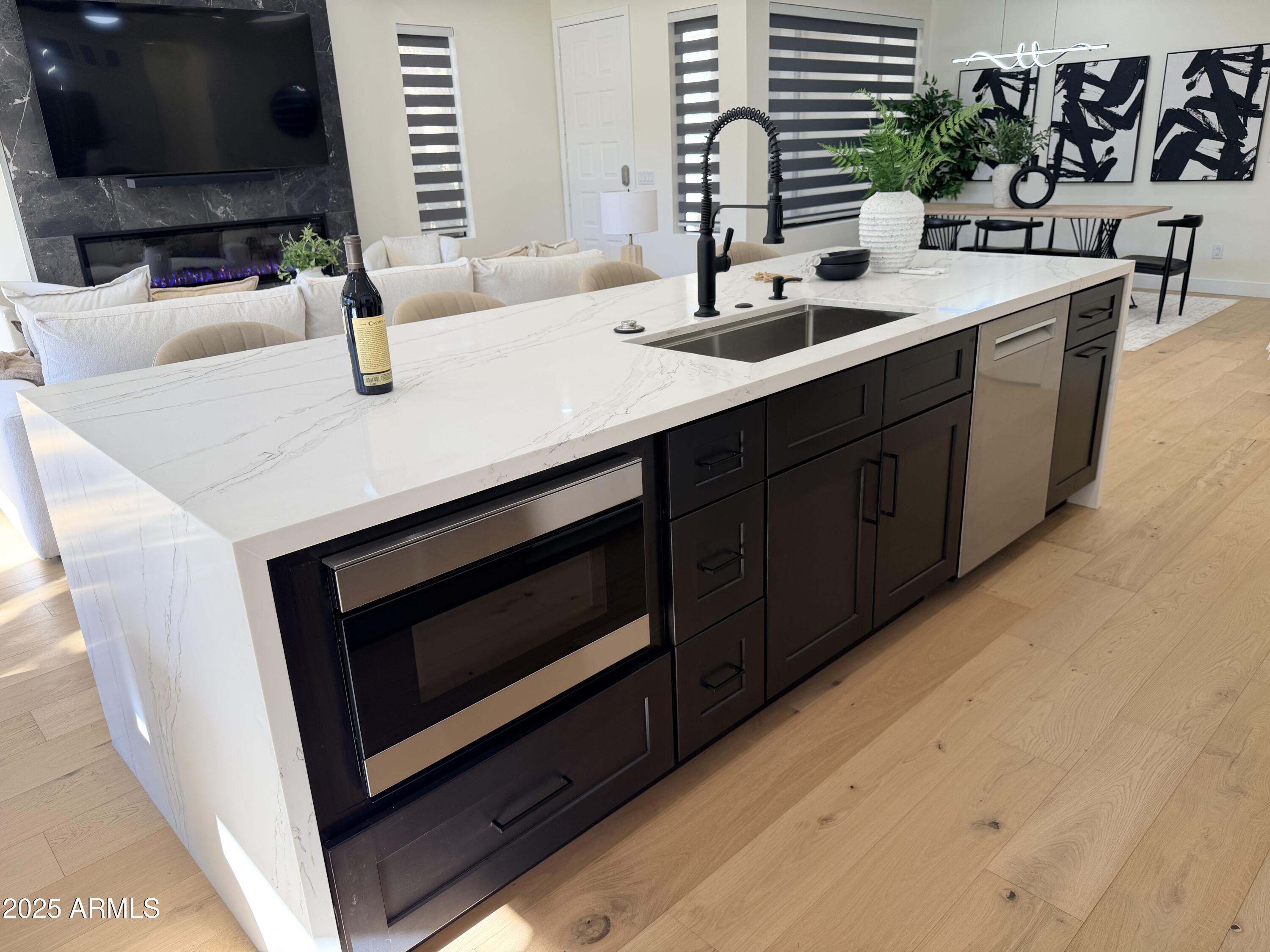 8989 N GAINEY CENTER Drive 149