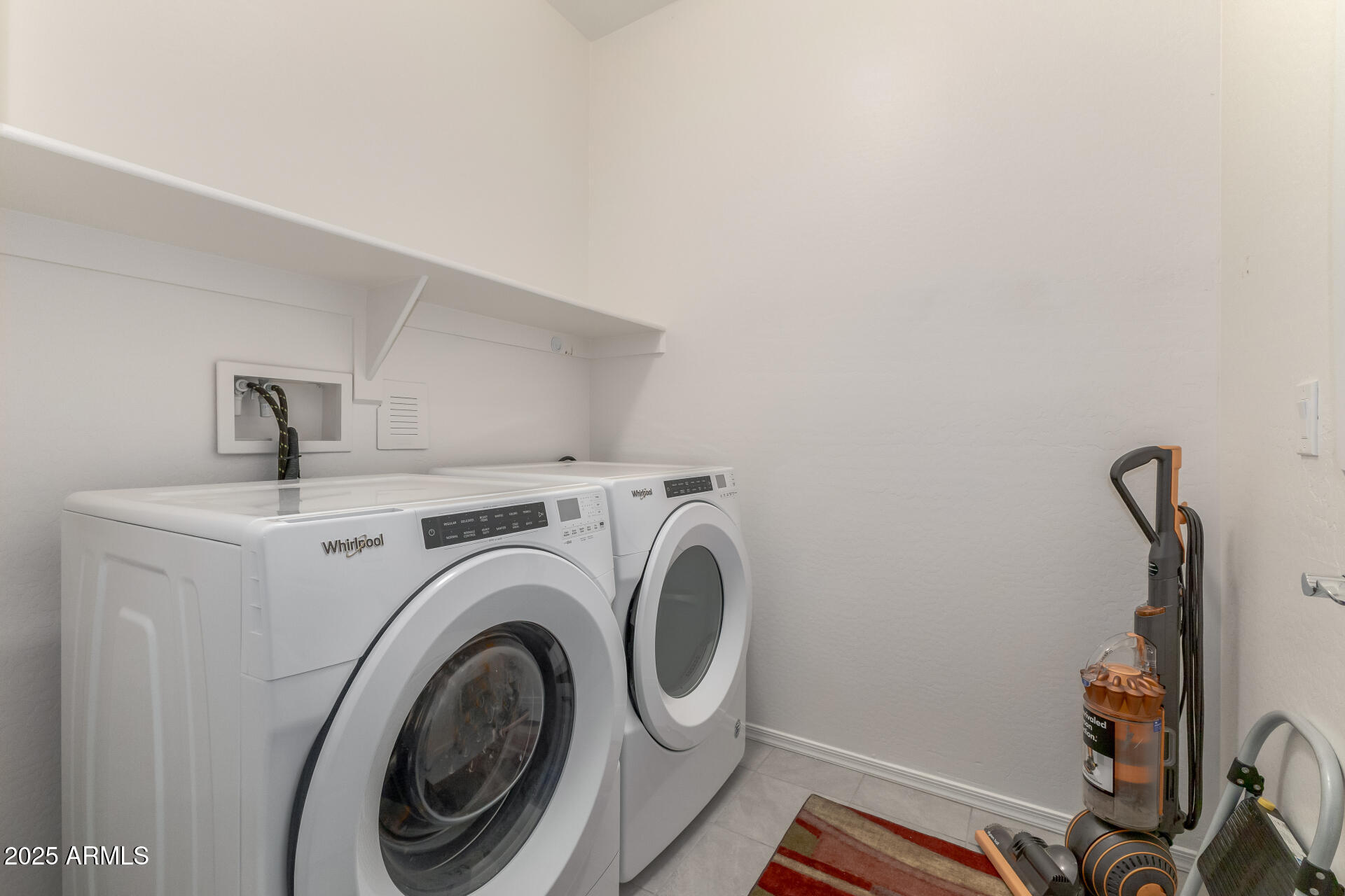 6113 W SANDPIPER Way