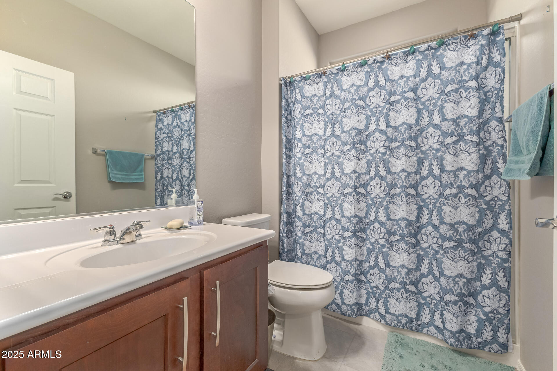 6113 W SANDPIPER Way