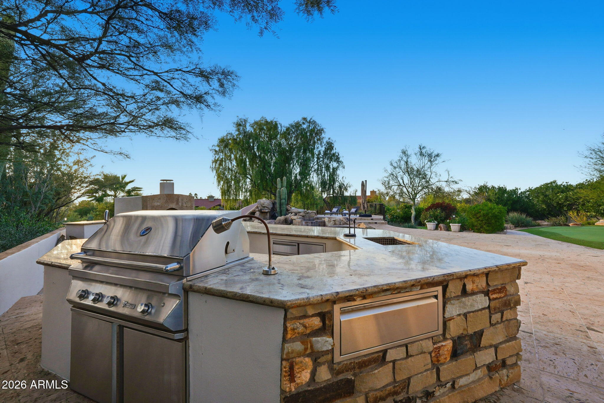 9525 E PINNACLE PEAK Road