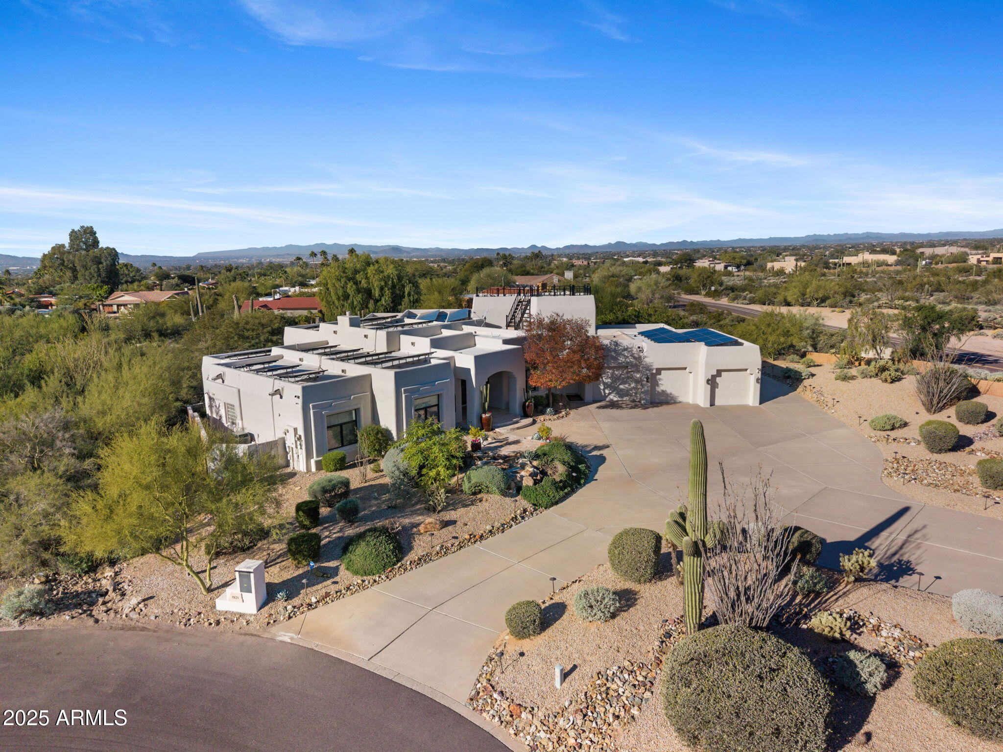 9525 E PINNACLE PEAK Road