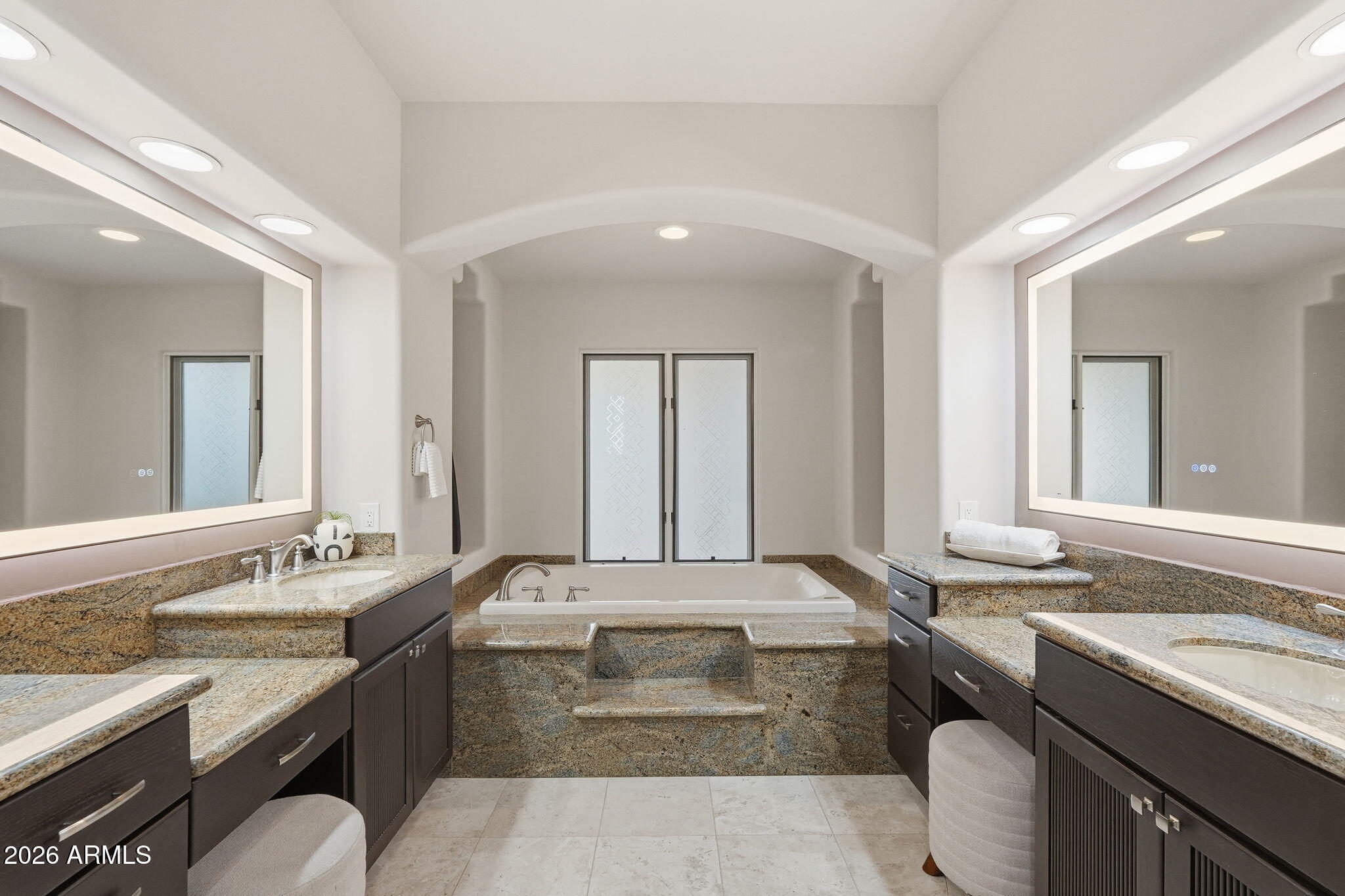 9525 E PINNACLE PEAK Road